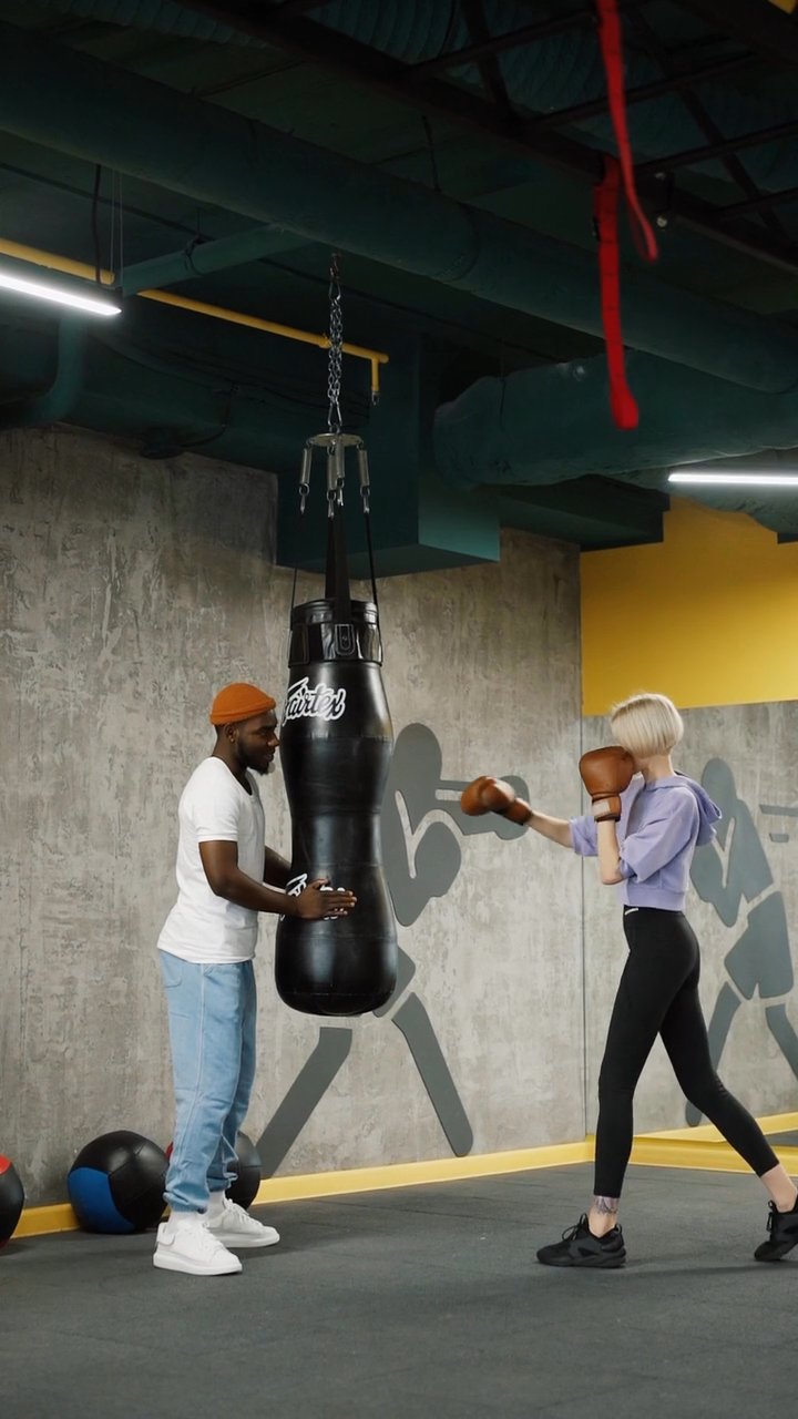 save your motivation
🎥 Mikhail Nilov · Pexels
#fitness #gym #workout #motivation #fitfam