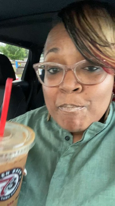 7 Brew Coffee - Review of German Chocolate Iced Latte - Coffee & Tea Near Me - Augusta, Georgia