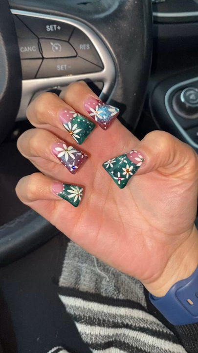 Eden Nail Lounge - New nails! Thank you so much Andy! They are beautiful better than I imagined! You are so creative! - Nail Salons Near Me - Reno, Nevada