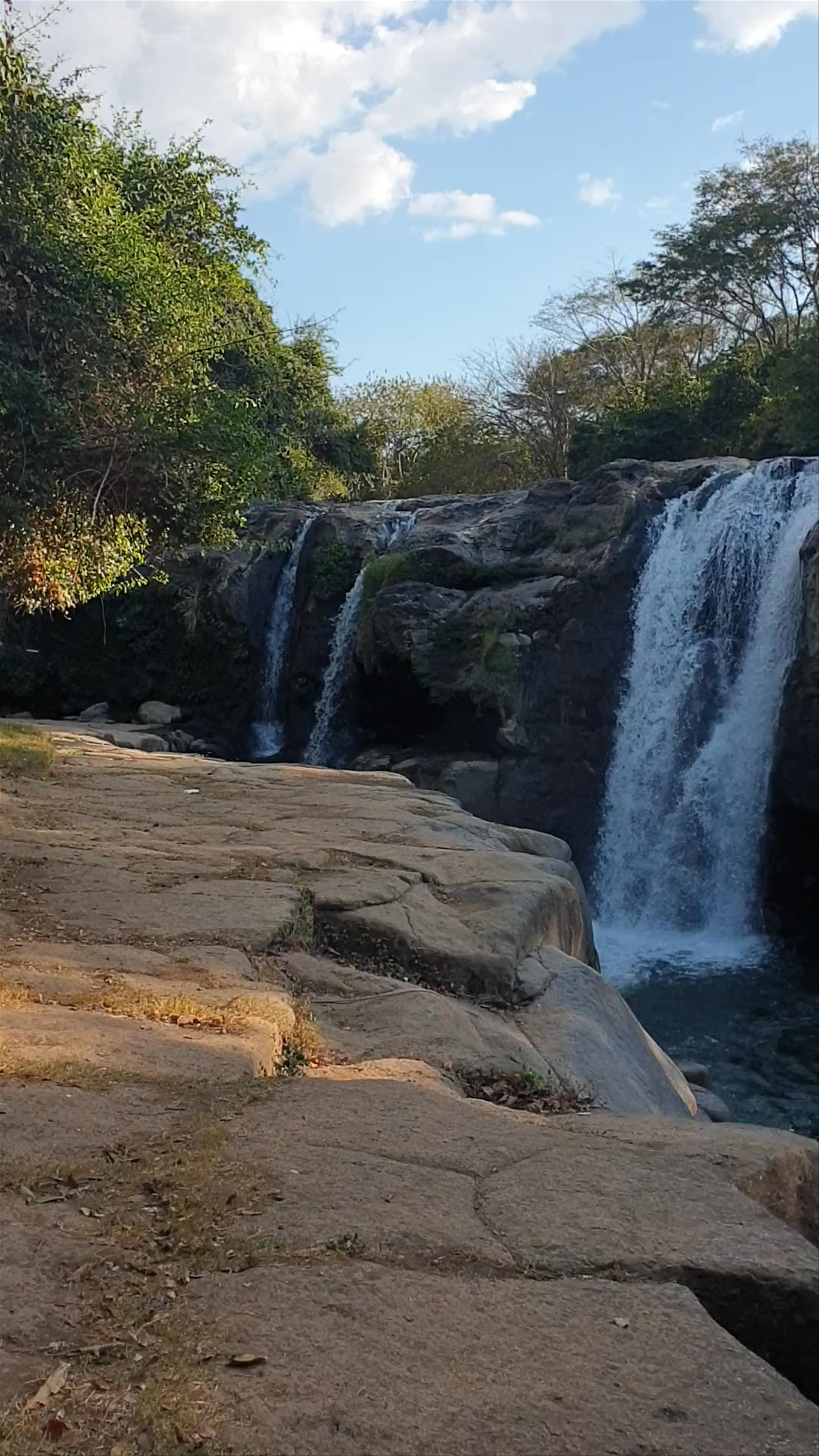 Salto de Malacatiupan (Hot Spring Waterfall)
