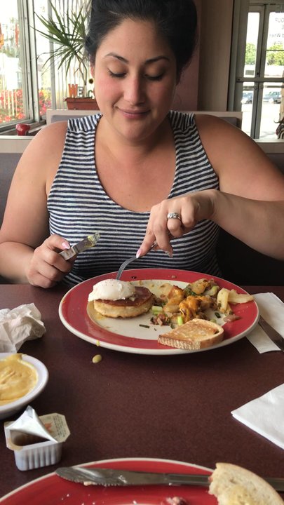Amy's Omelette House - Diners Near Me - Burlington, New Jersey