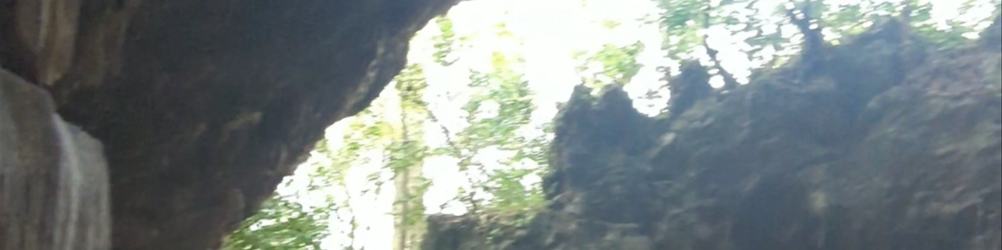Chiều Cave