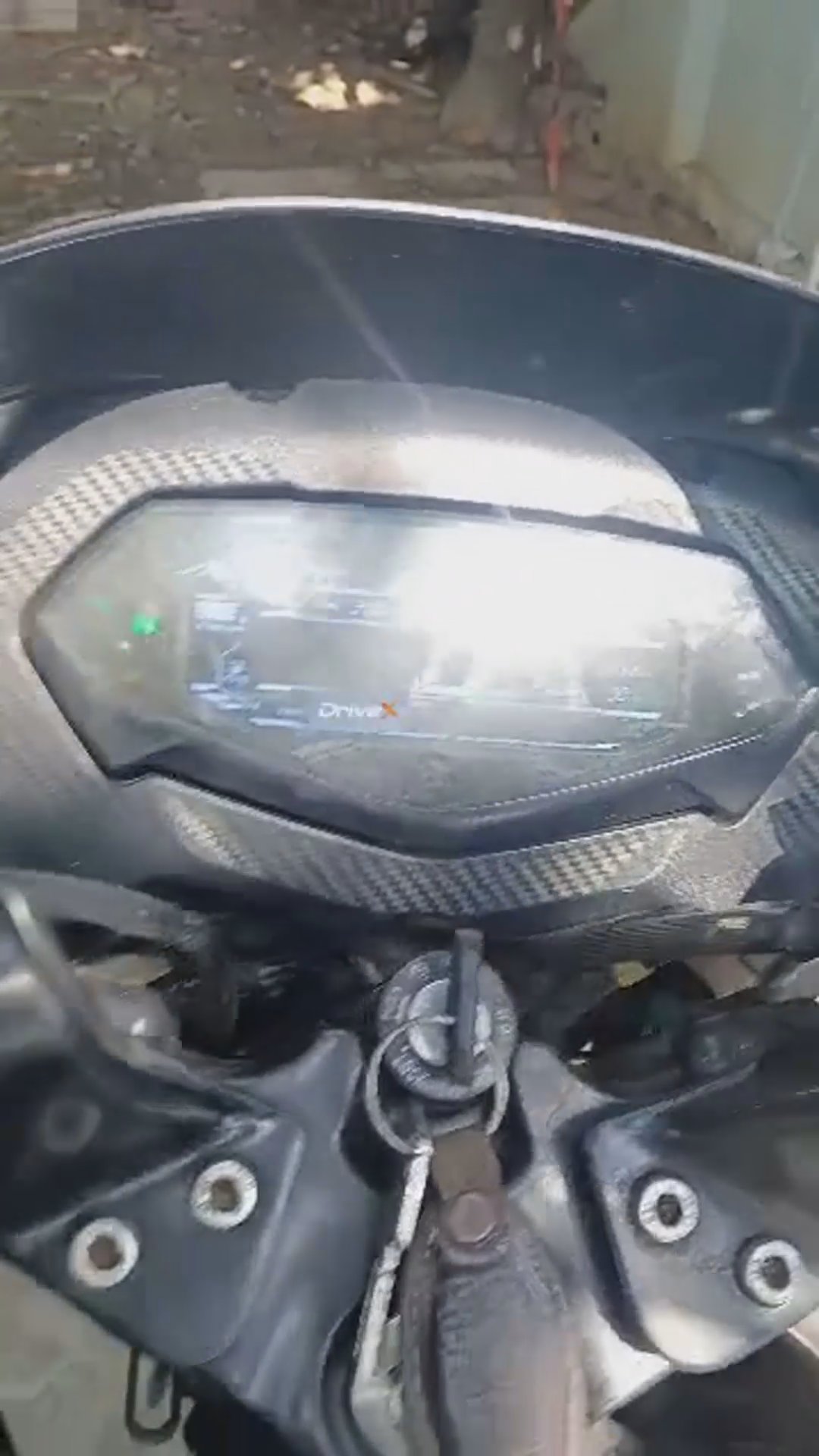 Walk-around video thumbnail