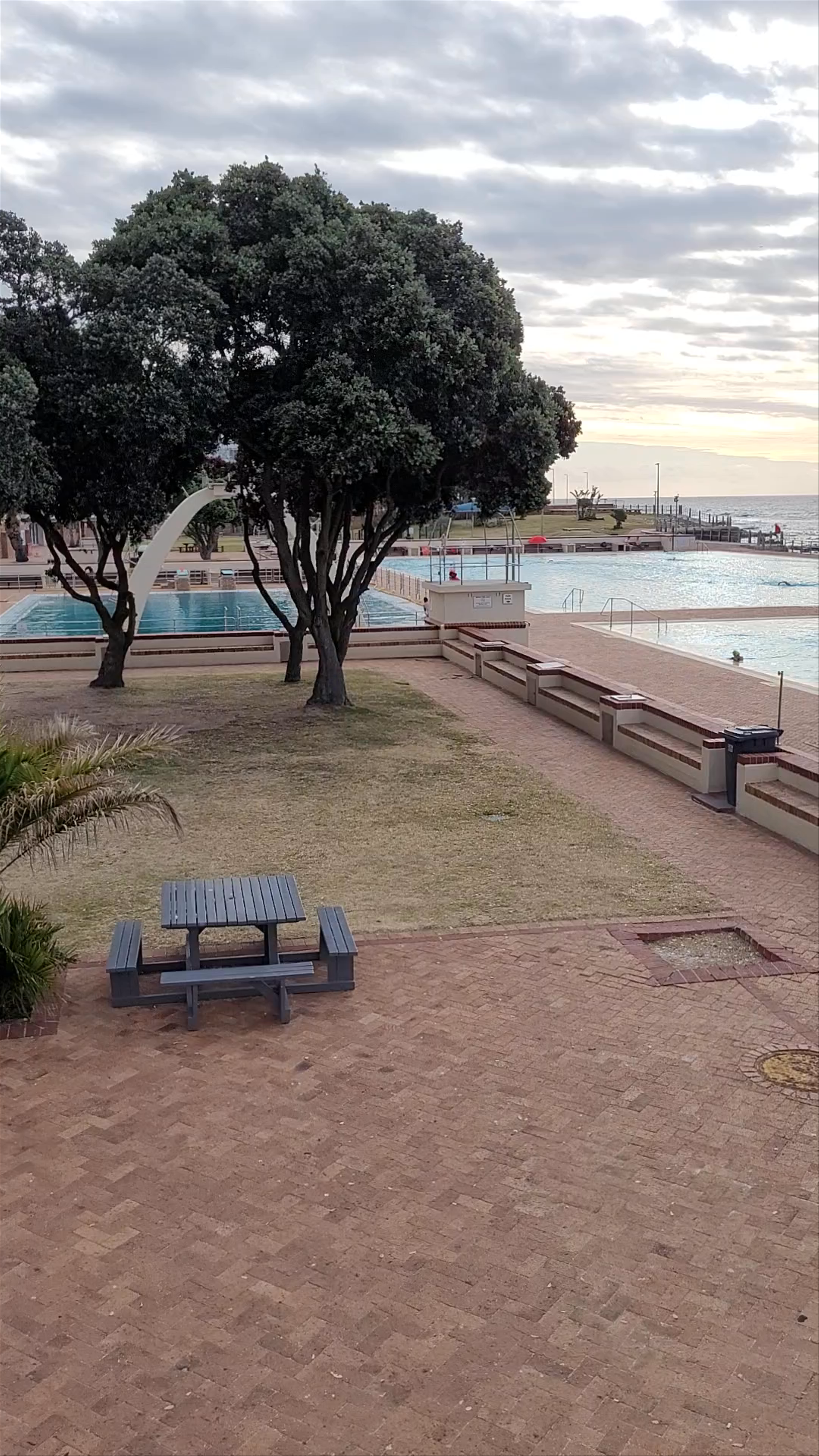 Sea Point Pavilion Swimming Pool: Oceanfront Relaxation in Cape Town