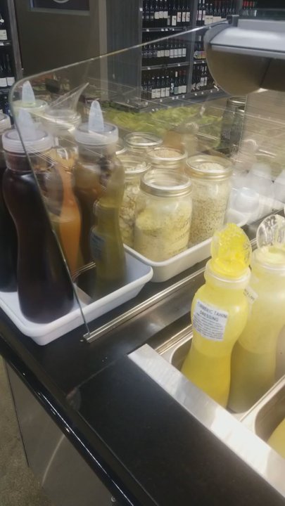 Erewhon - Organic Salad bar - Grocery Near Me - Calabasas, California