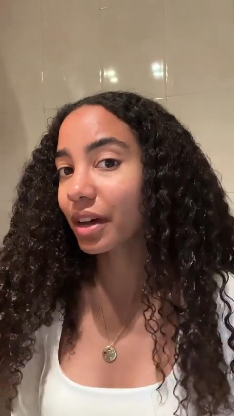 Vídeo UGC 1 de Aroa