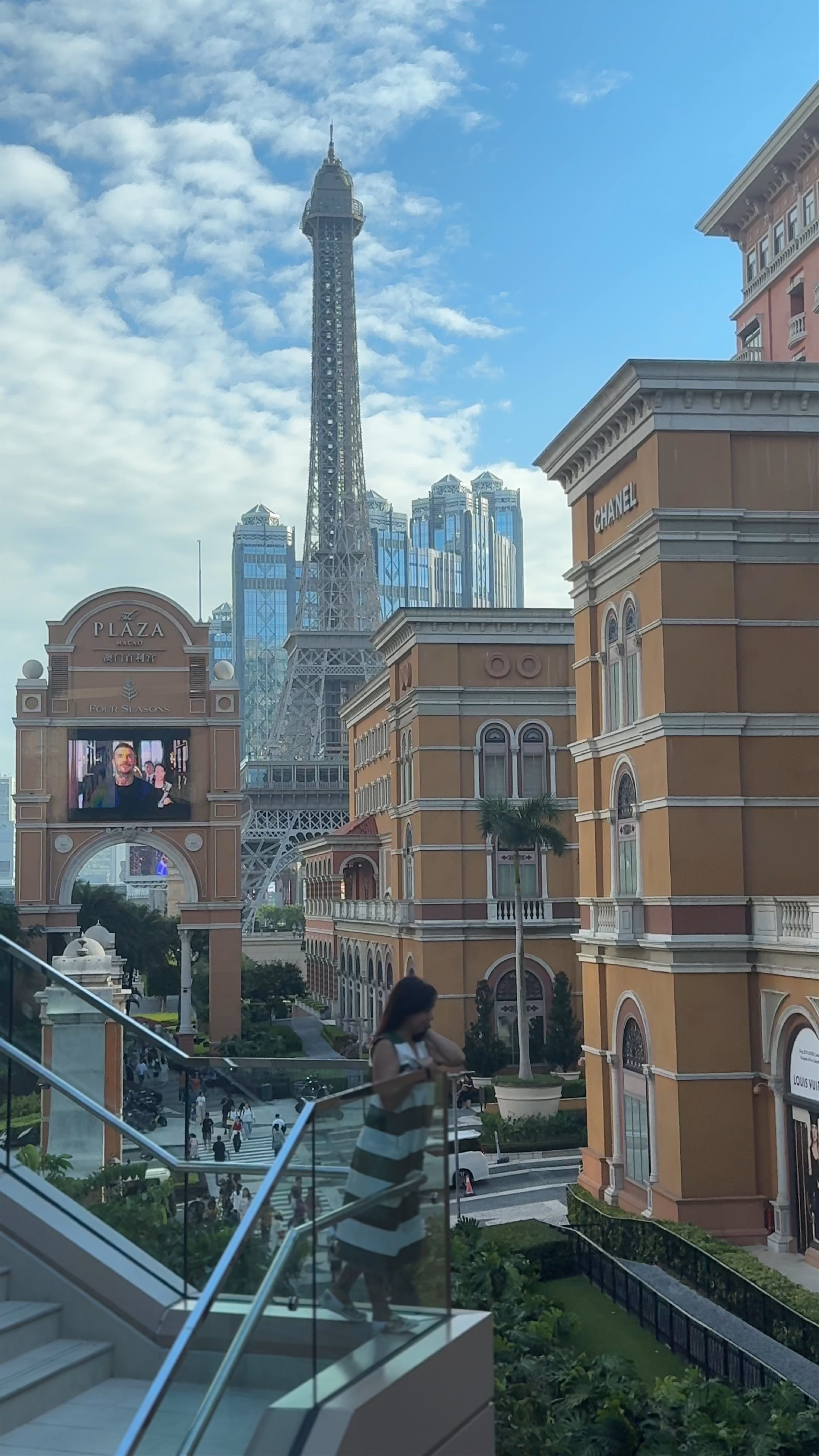 Strolling Through The Londoner Macao with Iconic Eiffel Tower Replica