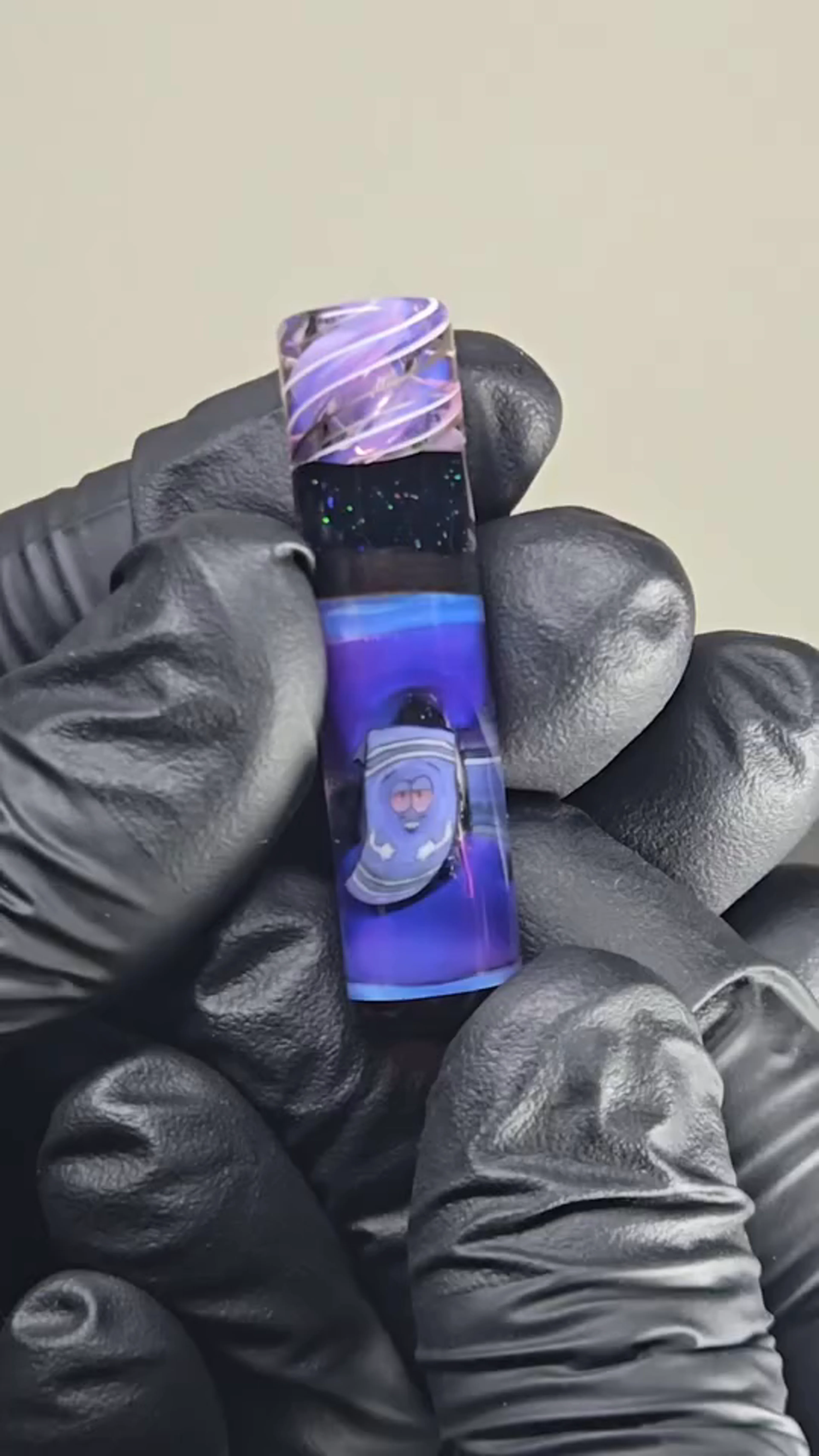 Preview pic of Towelie Glass Tip
