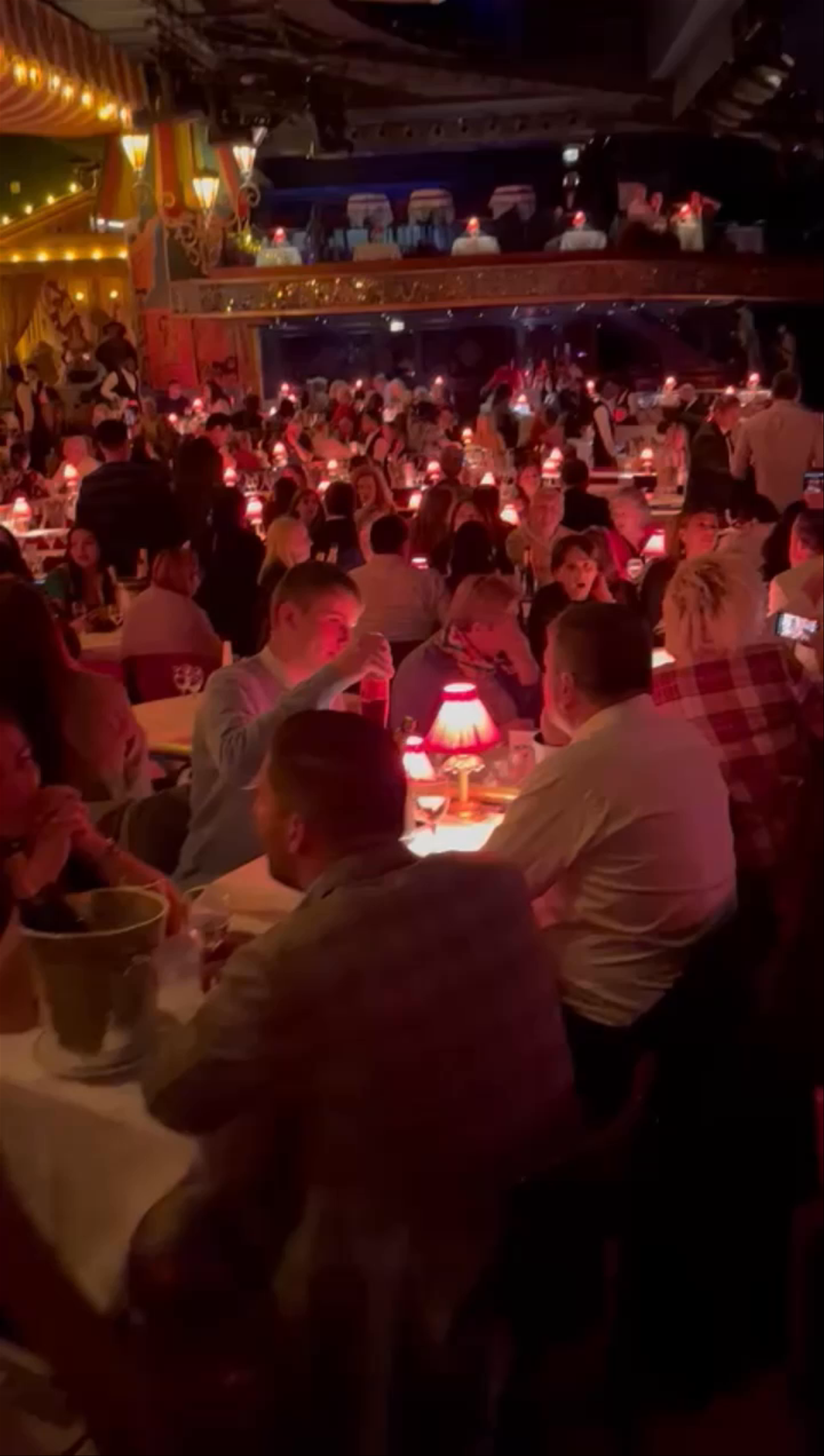 Moulin Rouge: Electrifying Night at Paris’ Legendary Cabaret