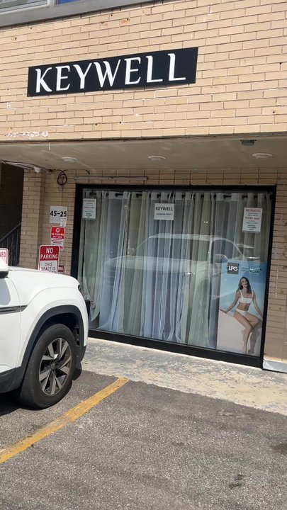 Keywell Spa - The parking in front and the inside - Nail Salons Near Me - New York, New York