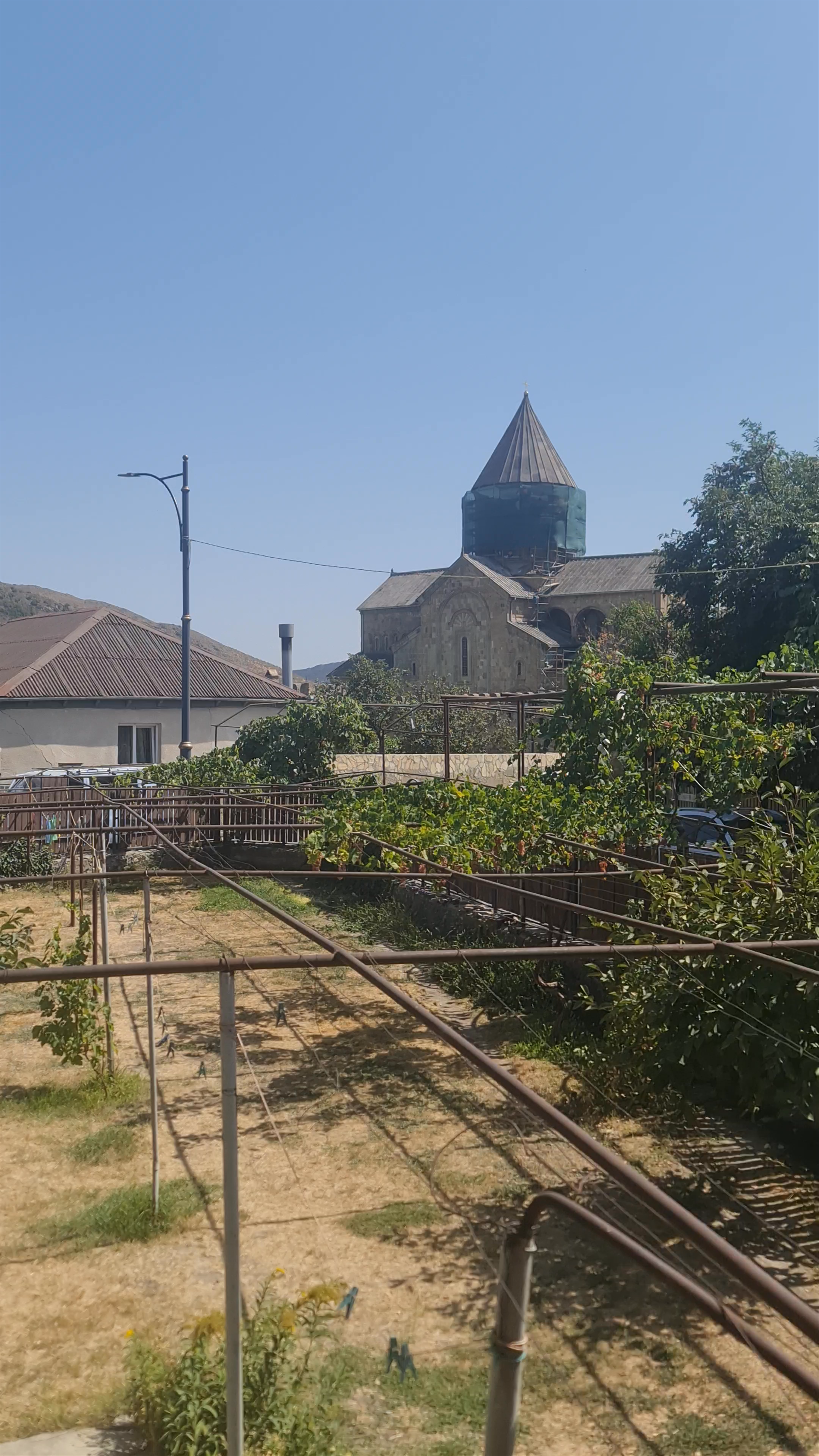 Guest House Ebralidze: A Cozy Stay Overlooking Historic Mtskheta