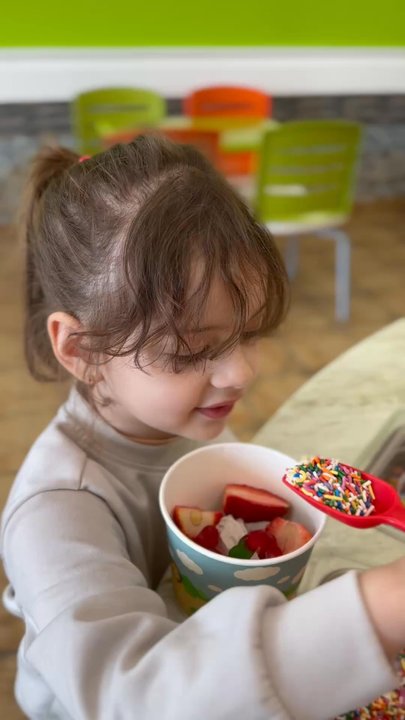 Yo2Go - My daughter was delighted to go. - Ice Cream & Frozen Yogurt Near Me - Fitchburg, Massachusetts