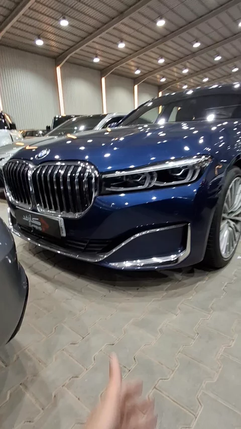 بي ام دبليو الفئة السابعة 730Li 2022