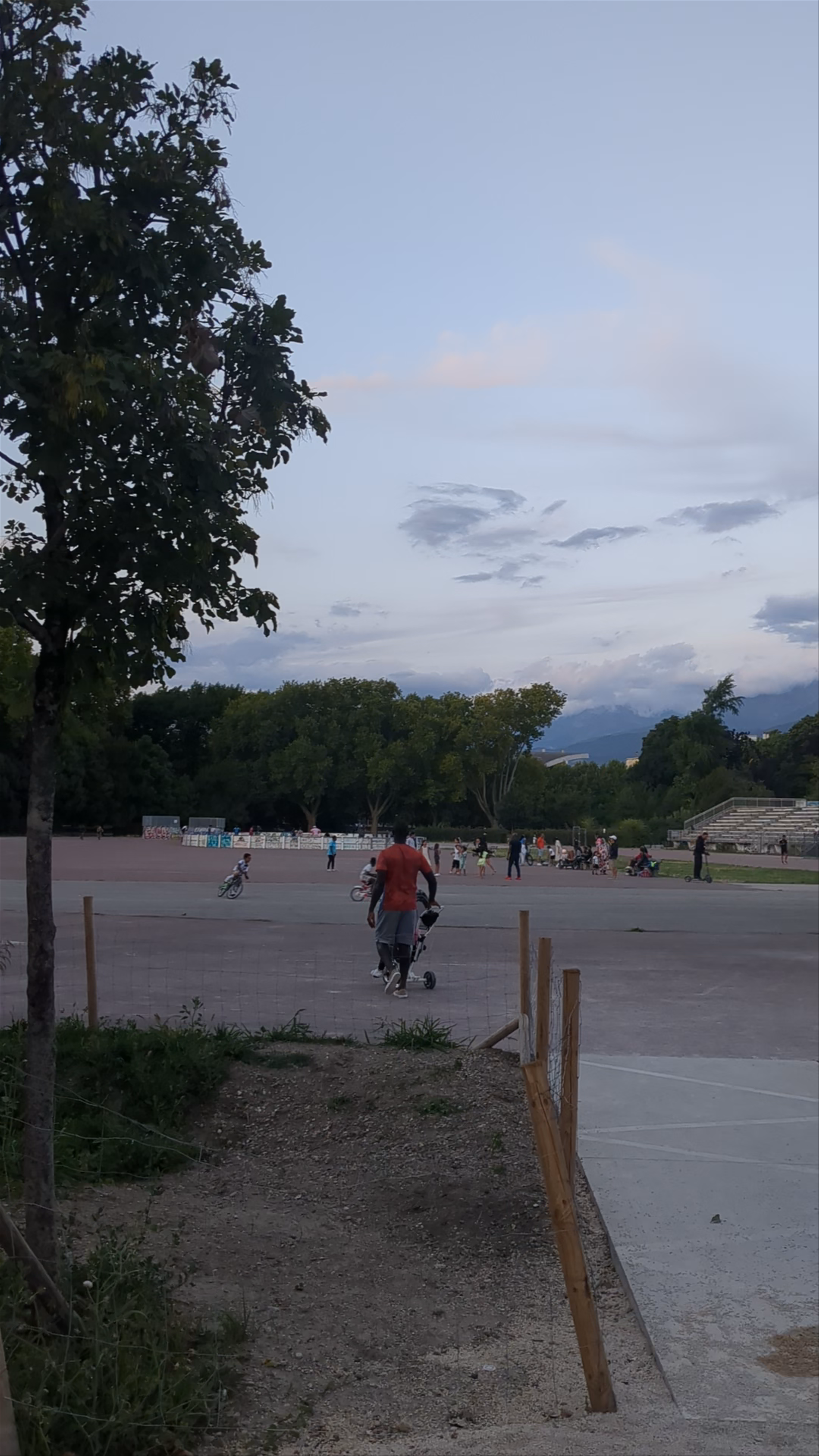 Evening Family Fun at Parc Paul Mistral, Grenoble