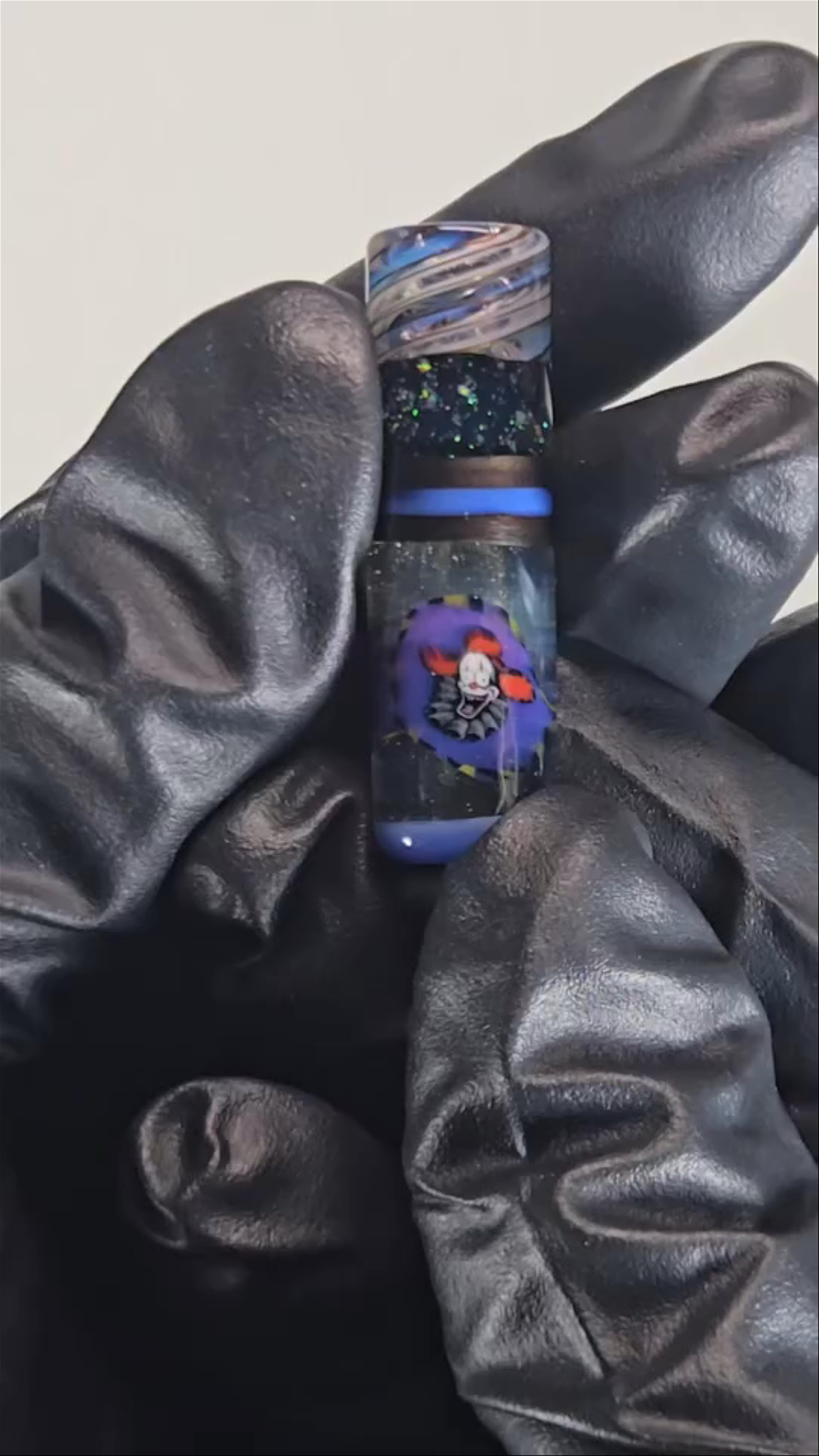 Preview pic of Conversion Glass Pennywise Krusty Glass Tip