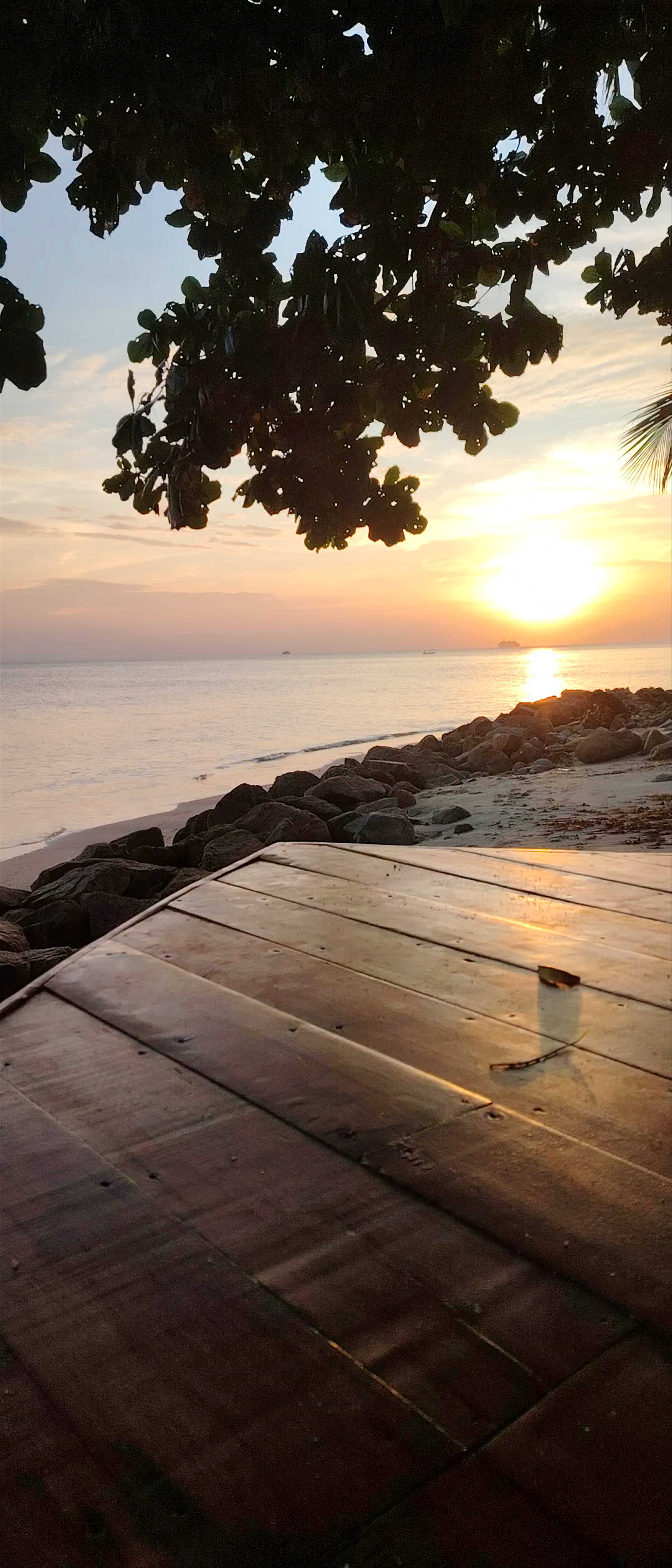 Island Life Bungalows Sunset Serenity on Ko Pha-ngan Beach