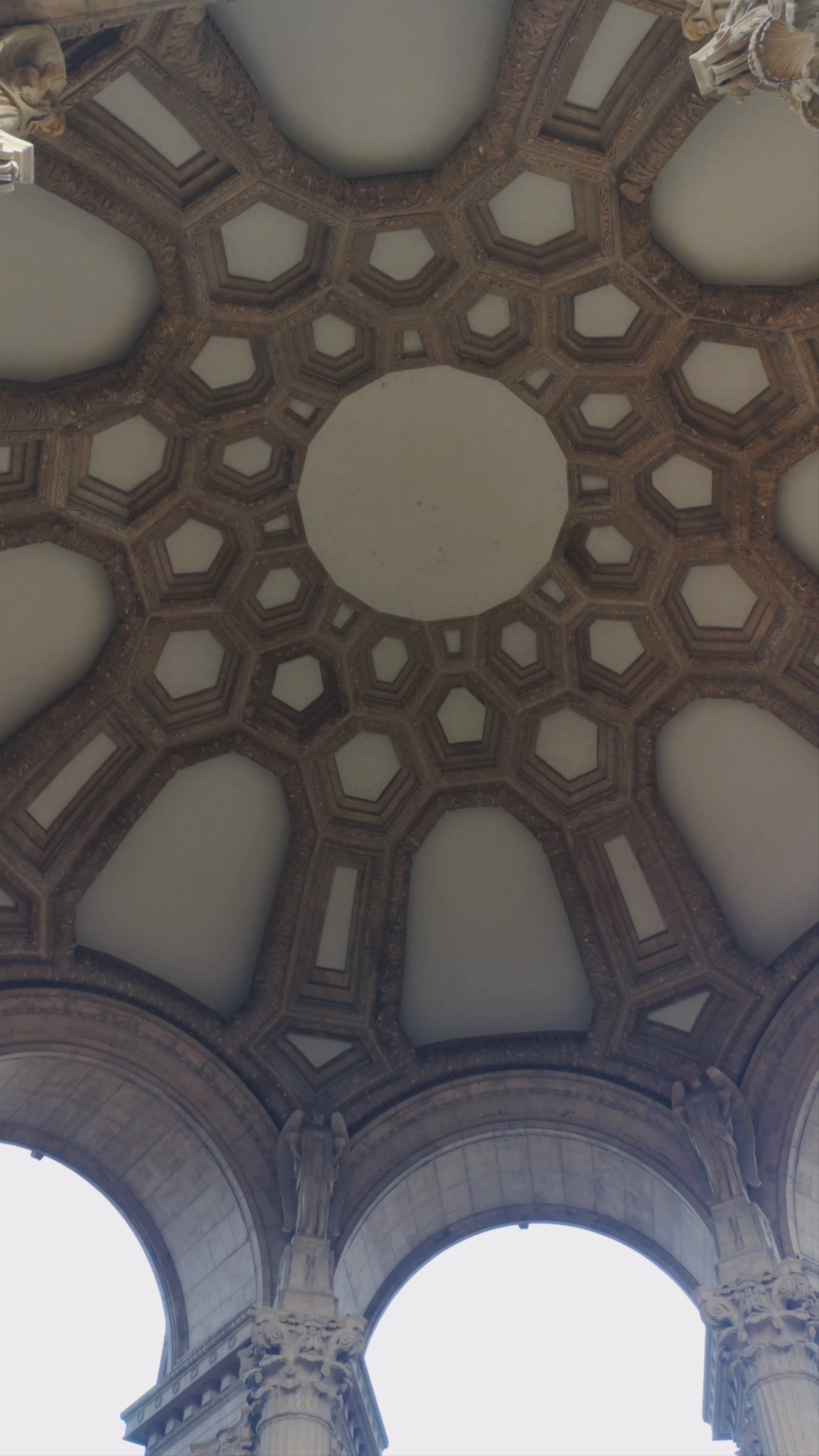Architectural Grandeur at Palace of Fine Arts, San Francisco