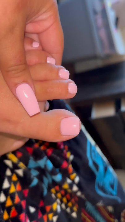 C's Nail - Acrylics - Nail Salons Near Me - Newman, California