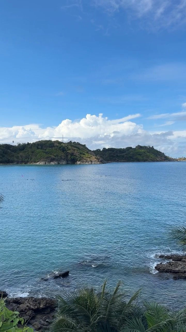 add to the bucket list 🏝️
📍 Phuket Thailand
🎥 Roong Thongwichien · Pexels
#travel #beach #island #paradise #wanderlust