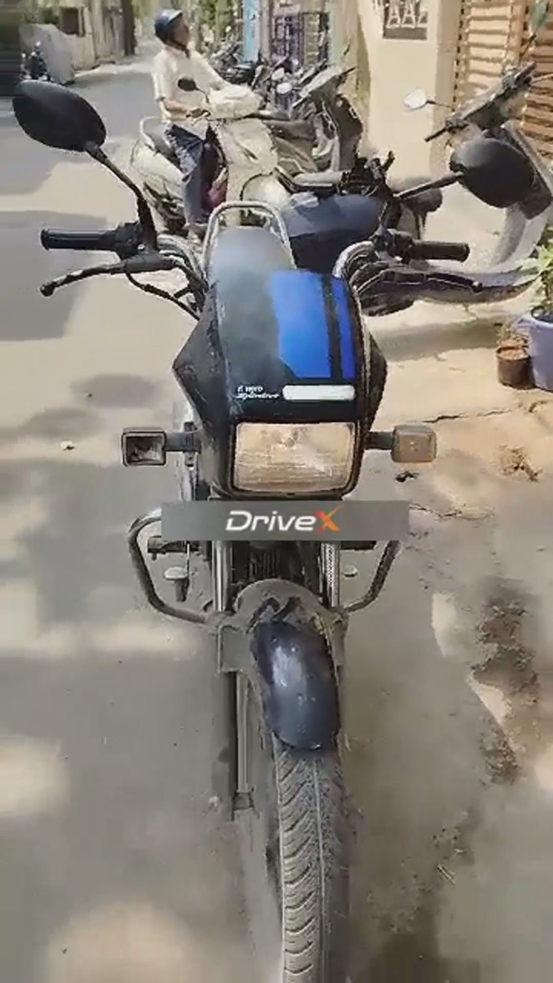 Walk-around video thumbnail