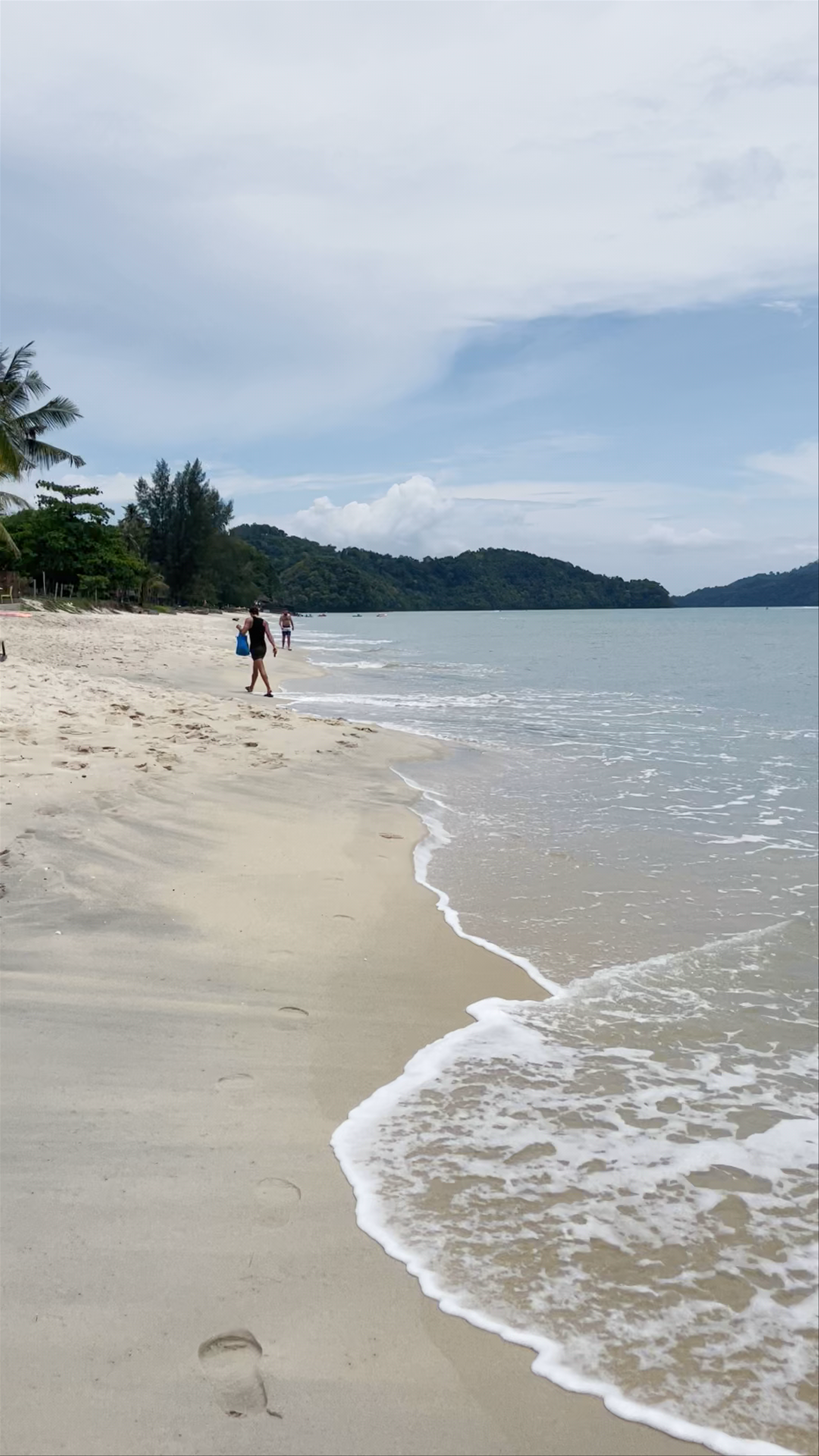 Jalan Pantang Beach: Serene Escape in Langkawi, Malaysia