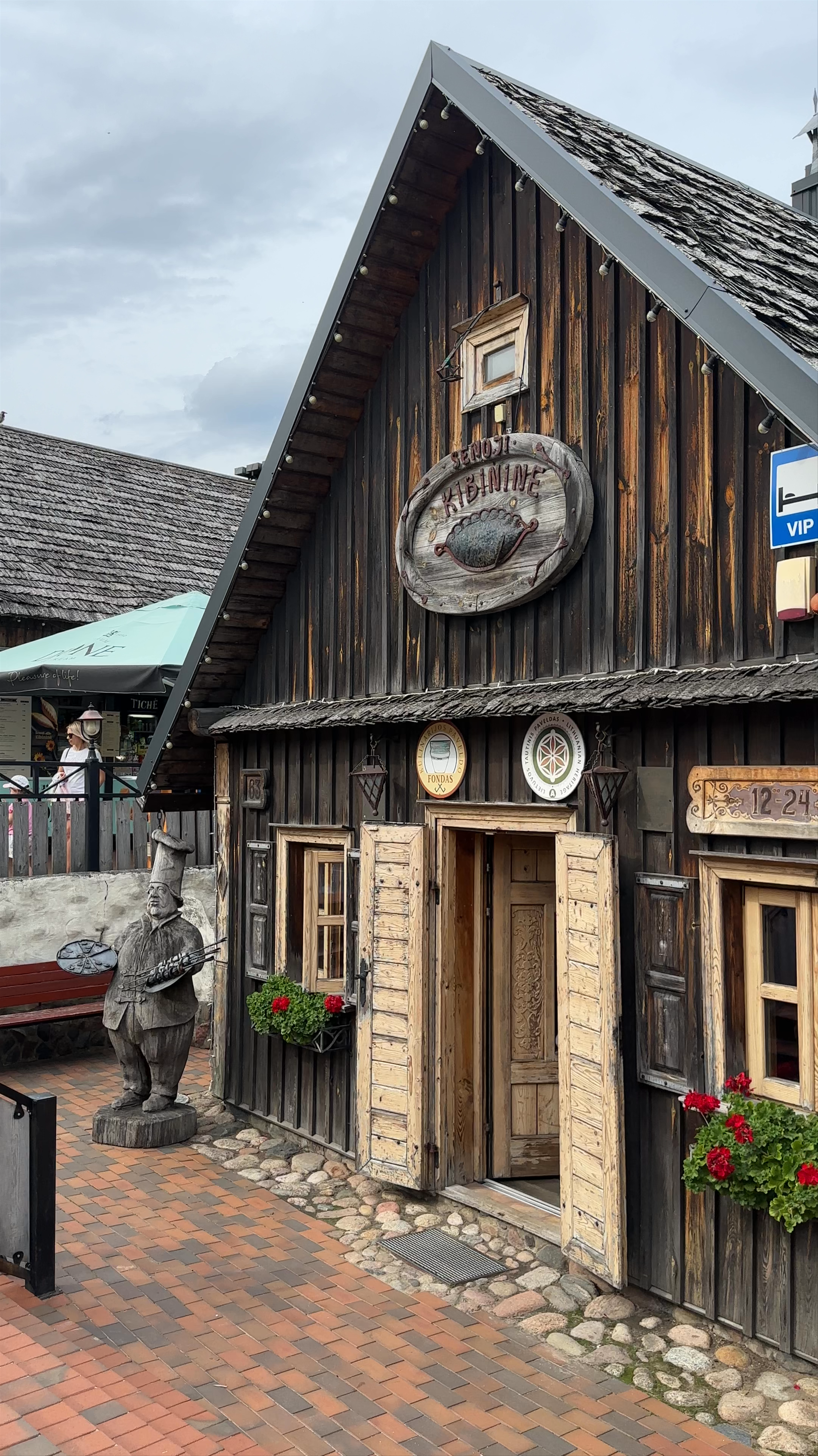Senoji Kibininė: Traditional Karaim Cuisine in Trakai, Lithuania