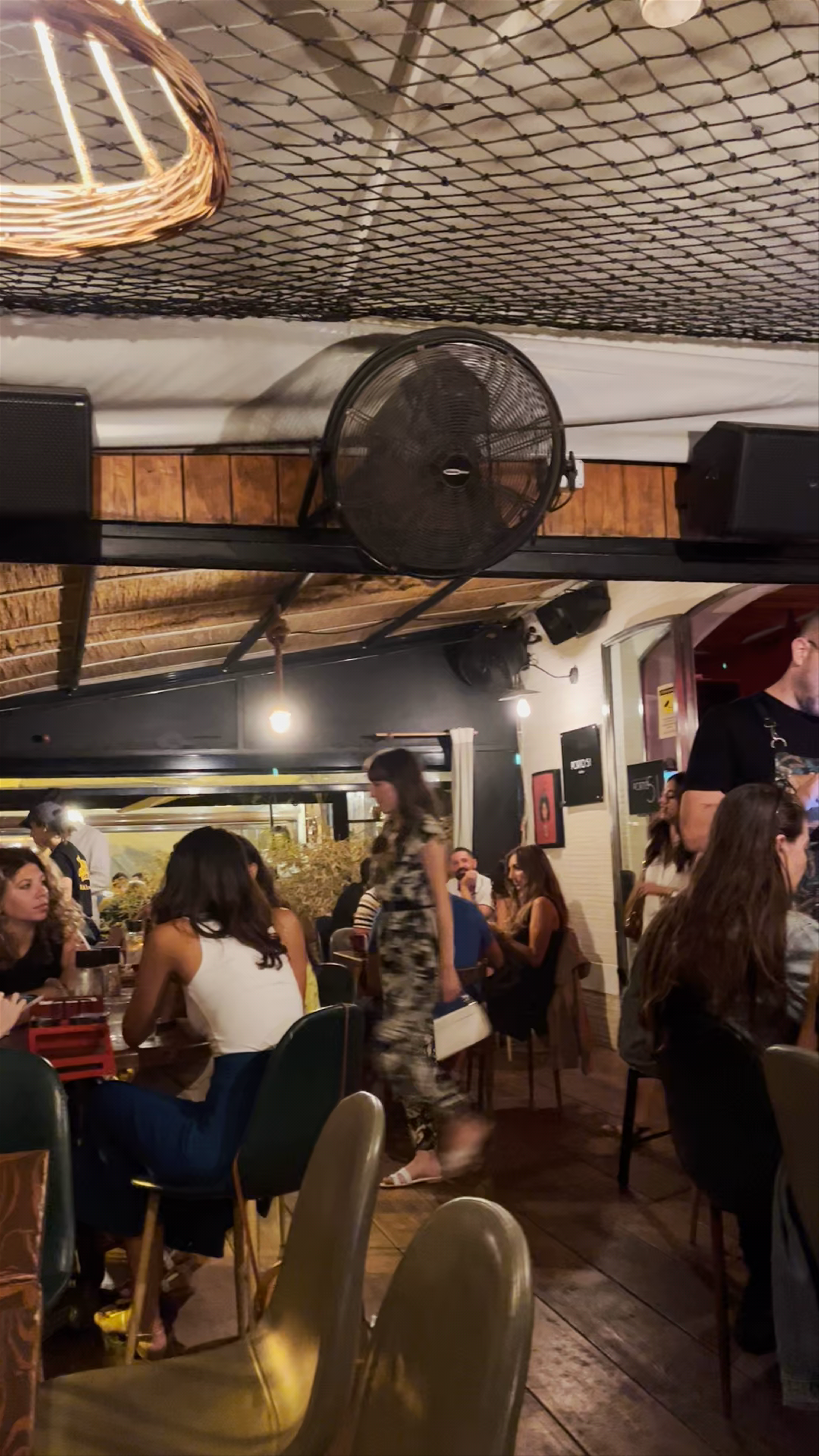 Porto51 - Music Drinks Food