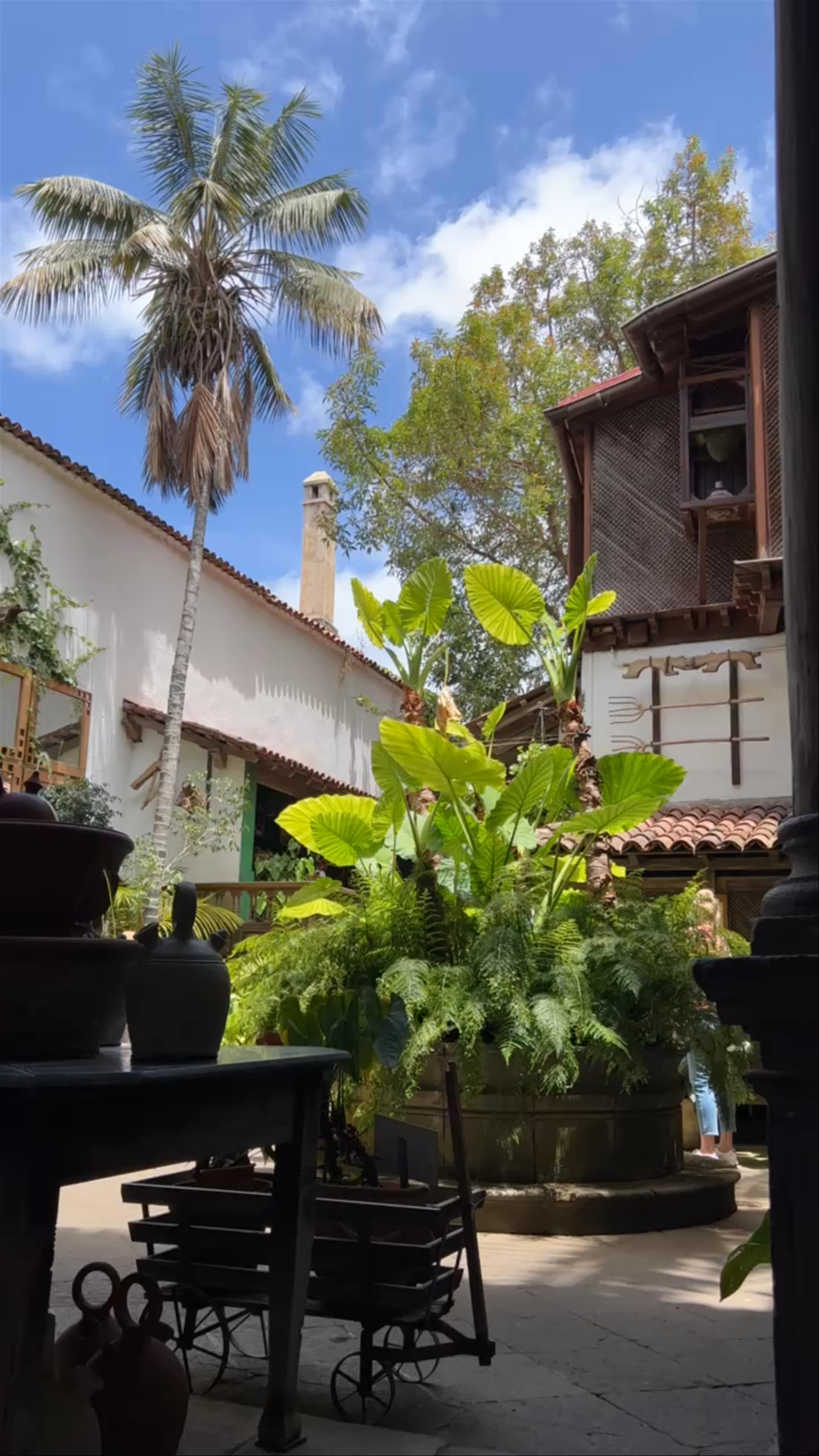 Casa de los Balcones: Timeless Canary Island Charm in La Orotava