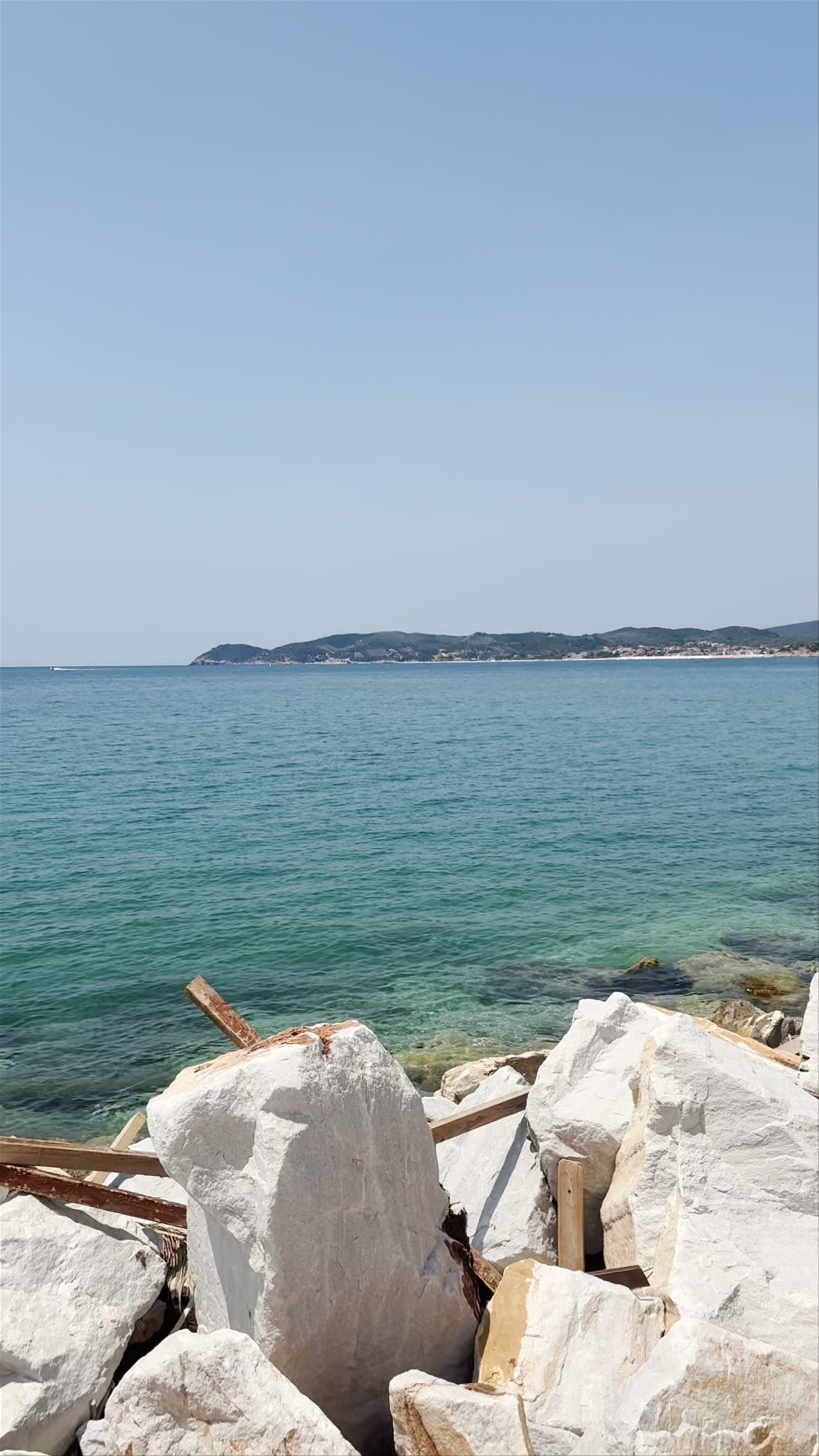 Potos Beach
