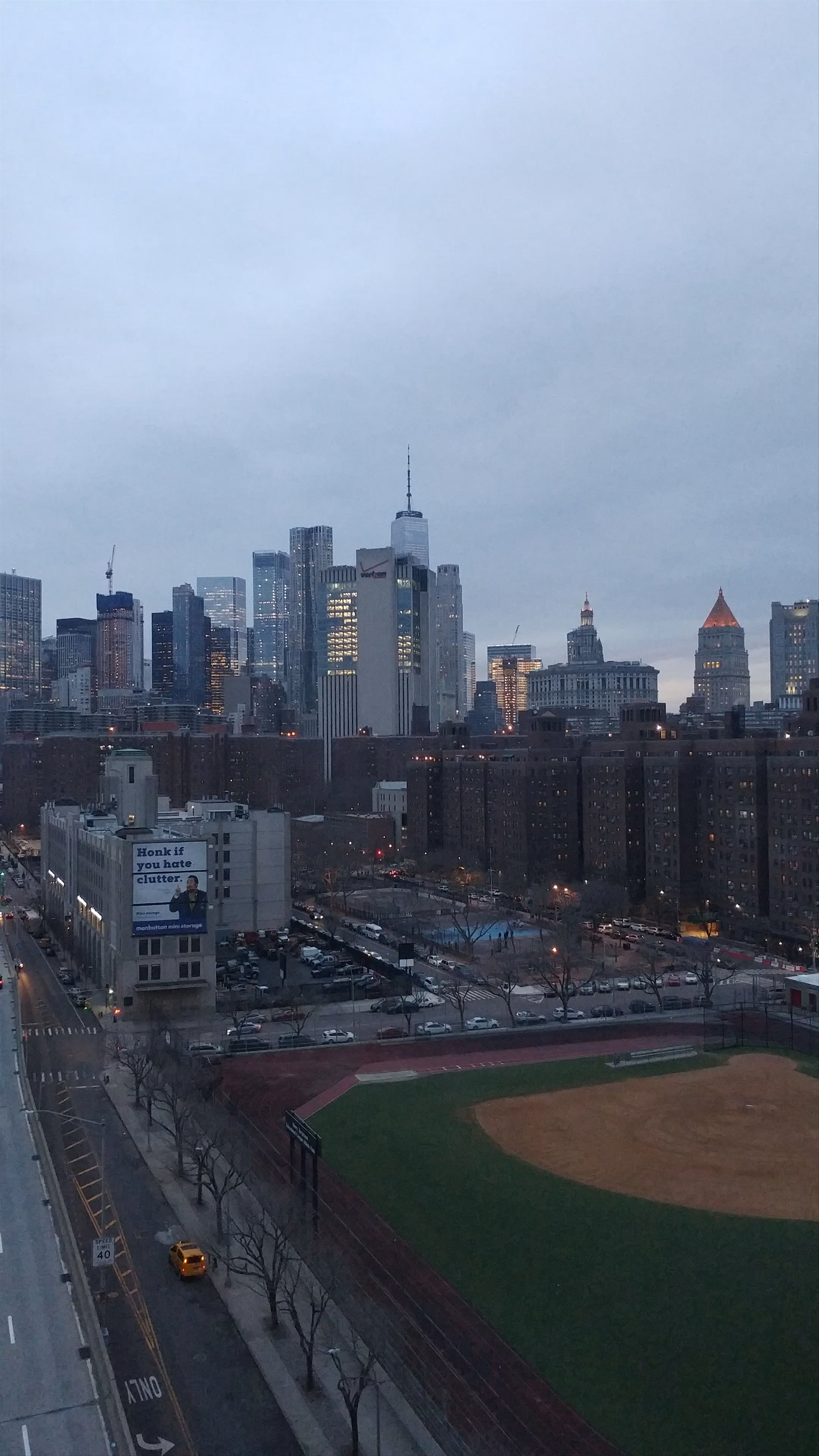 Manhattan Twilight: Iconic New York City Skyline and Brooklyn Bridge Views