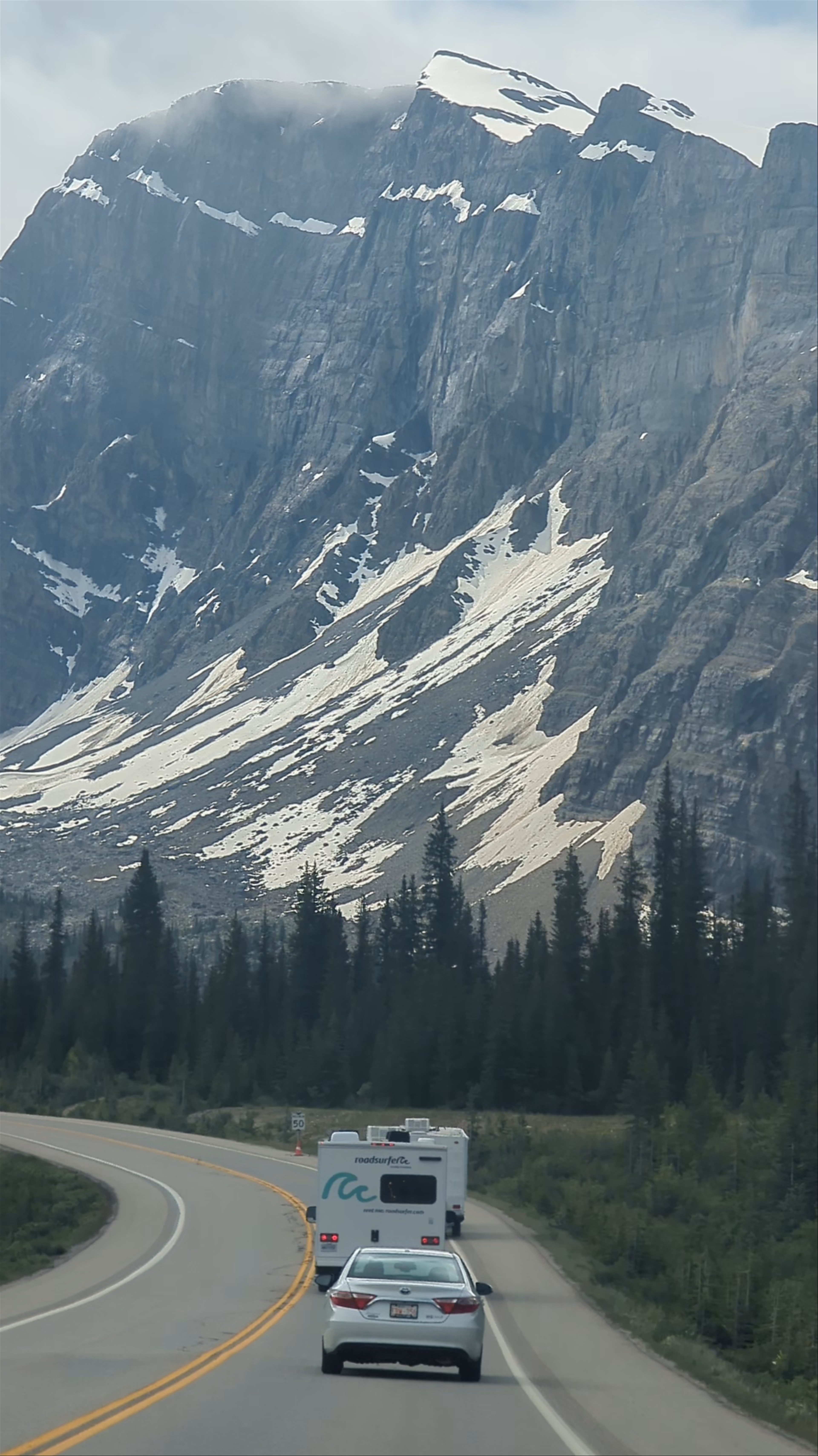 Scenic Drive Along Icefields Parkway, Canadian Rockies