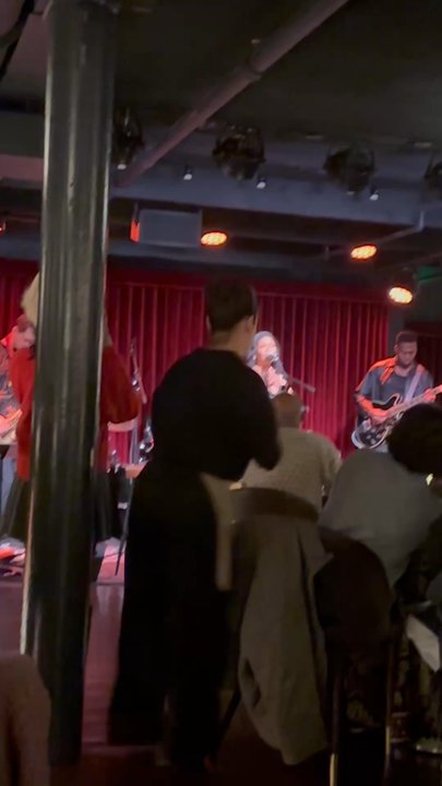 Lou's - Loren Benn and her band! - Tapas/Small Plates Near Me - Cambridge, Massachusetts