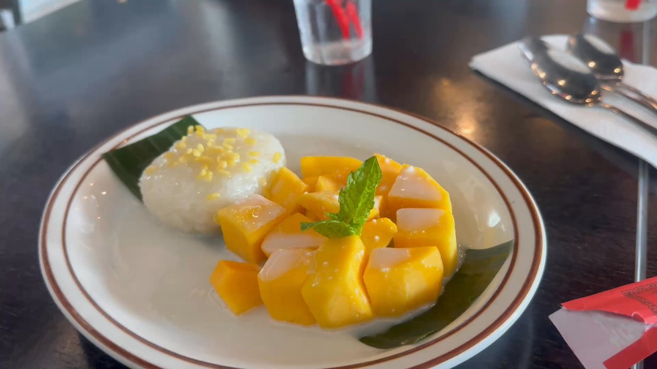 Mae-Khong Thai Tapas & Bar - Mango sticky rice - Thai Near Me - Mesa, Arizona