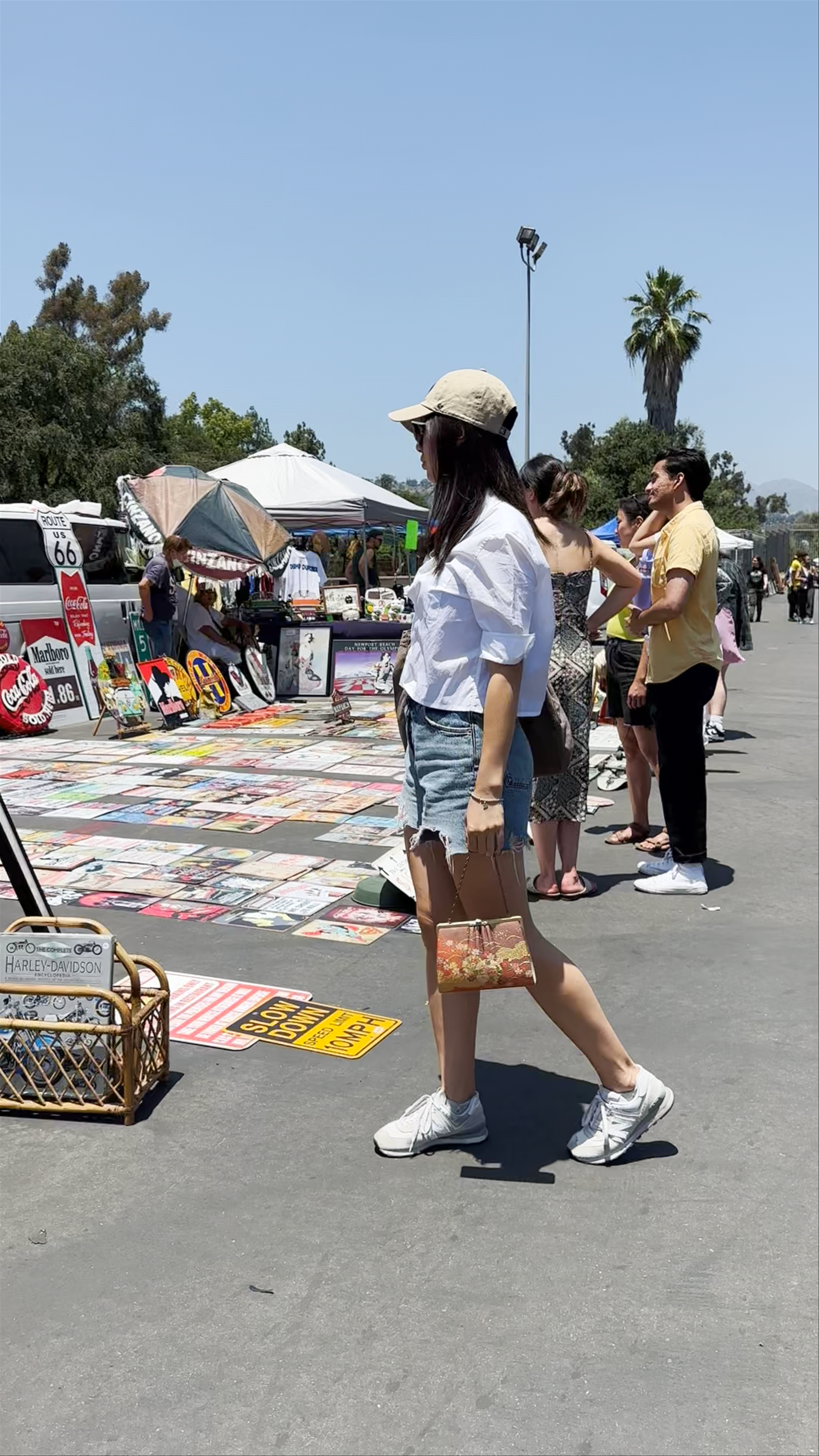 Rose Bowl Flea Market