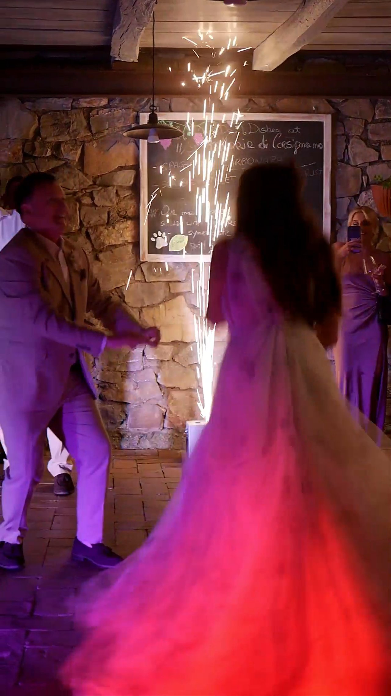Party Sax & DJ - Fattoria di Corsignano 2026 - video 4