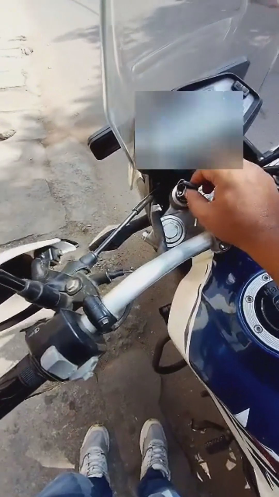 Walk-around video thumbnail