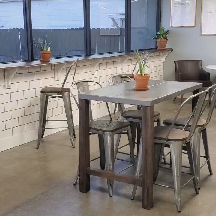 Leads Coffeehouse - Coffee & Tea Near Me - Tampa, Florida