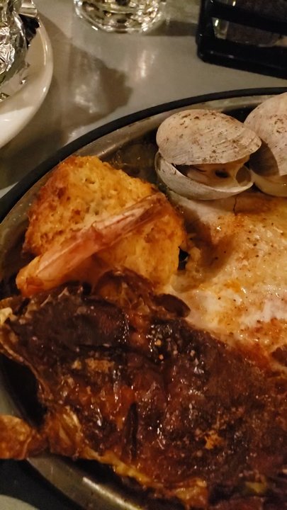 Don's Seafood Restaurant - Seafood Near Me - Chincoteague, Virginia