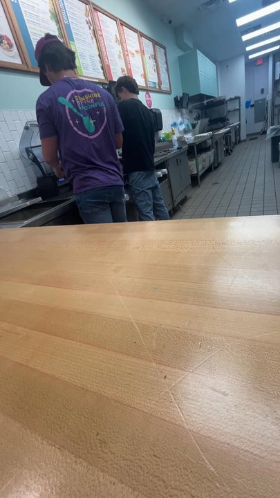 Tropical Smoothie Cafe - Amazing customer service! Kirby was the best!! - Juice Bars & Smoothies Near Me - Wheaton, Illinois