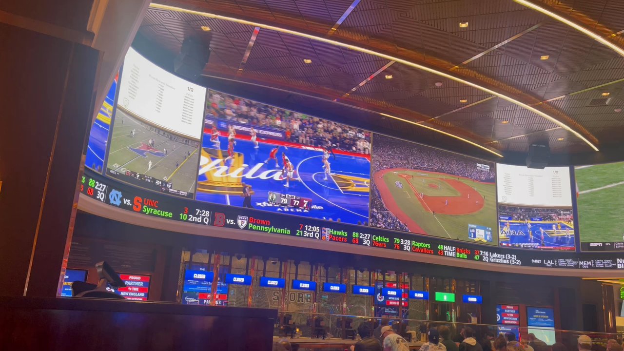 The Sportsbook - Sports Bars Near Me - Everett, Massachusetts
