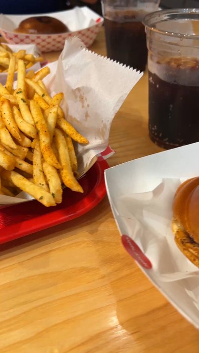 Spinning Buns - Burgers Near Me - Austin, Texas