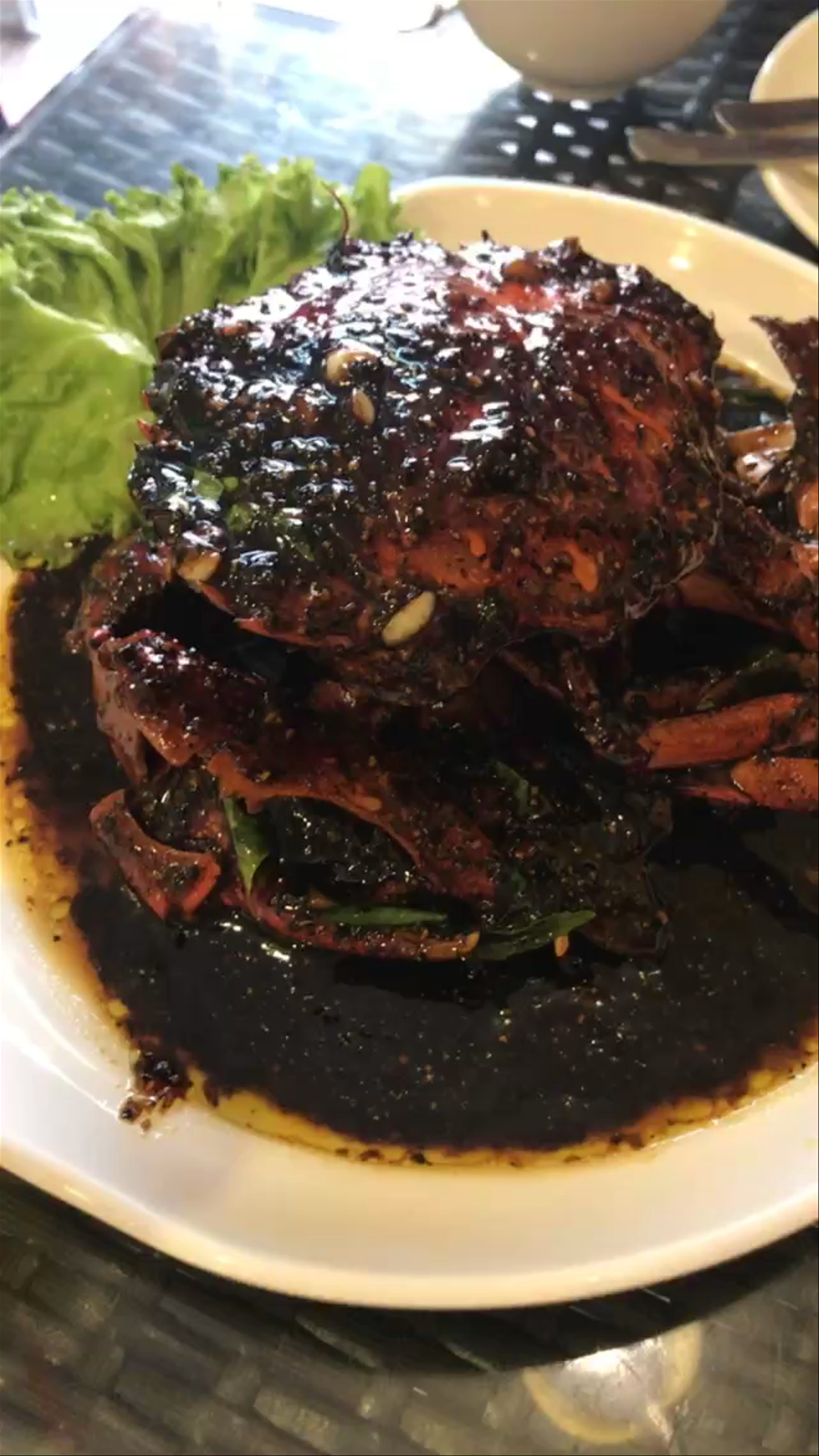 Savory Seafood Feasts in Singapore's Chinatown