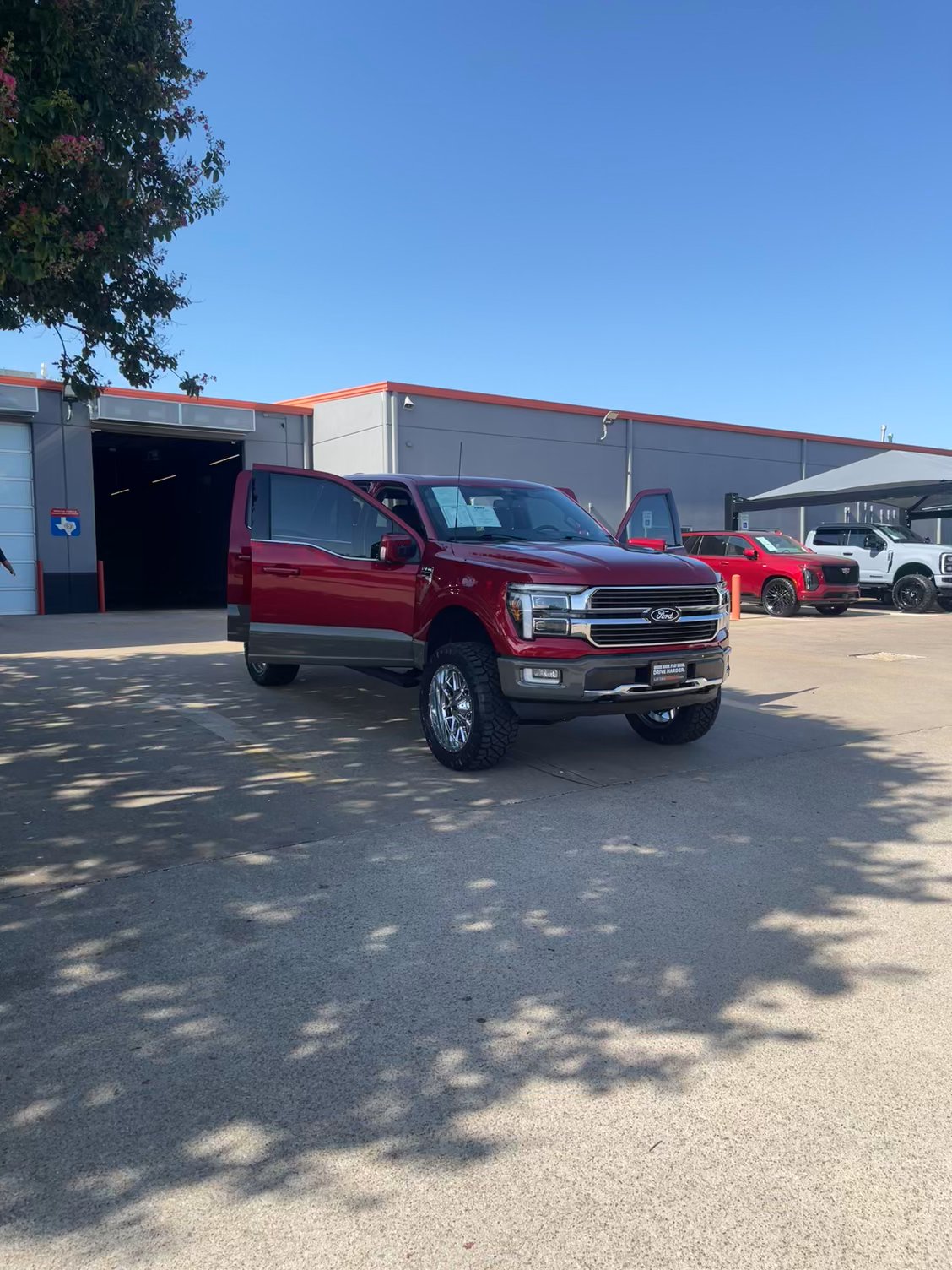 Lifted Trucks - #TX10344 - 2025 Ford F-150 King Ranch SuperCrew