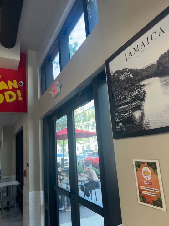 Juici Patties - Store counter - Caribbean Near Me - Miramar, Florida
