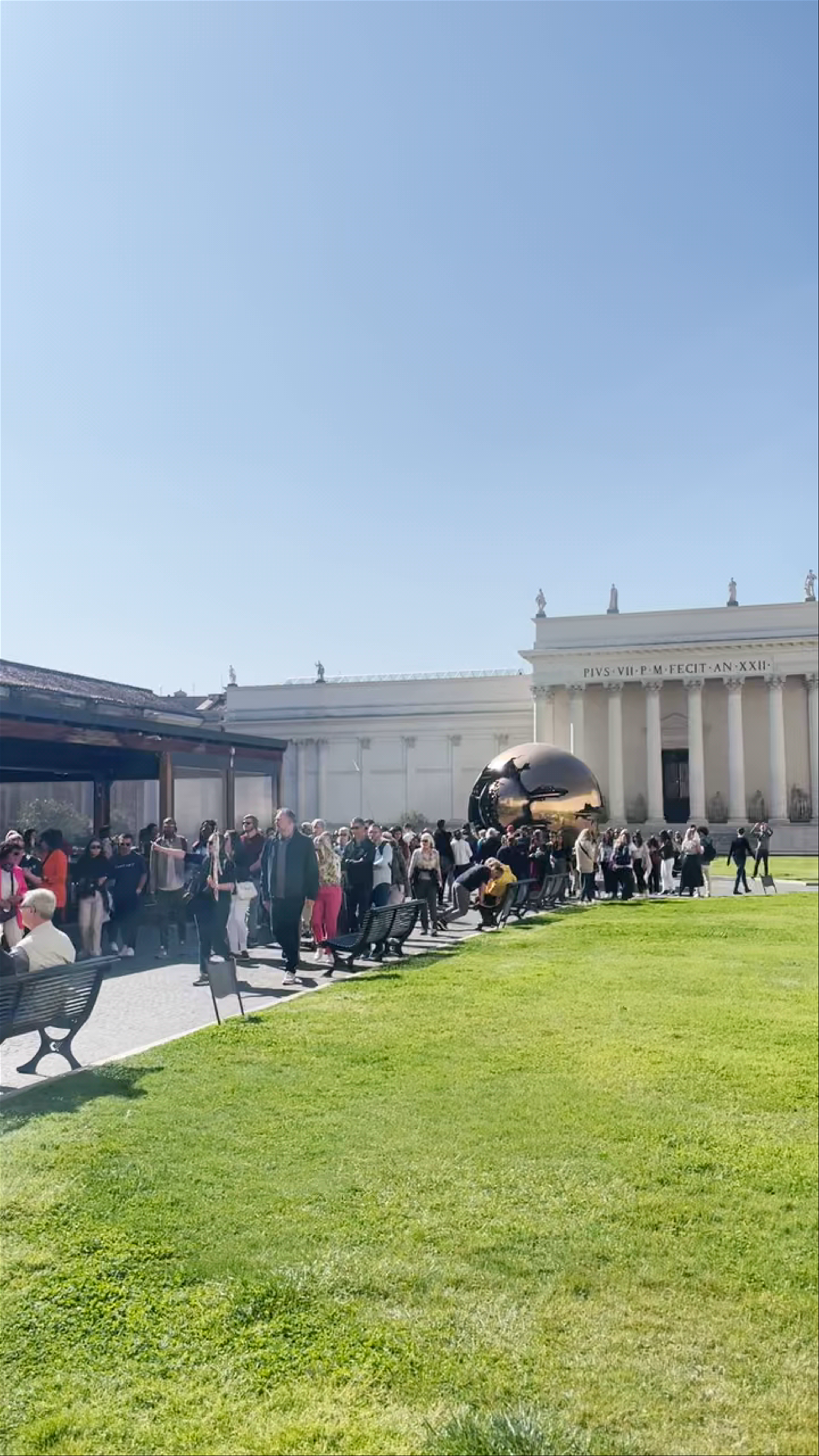 Explore the Awe-Inspiring Musei Vaticani in Vatican City
