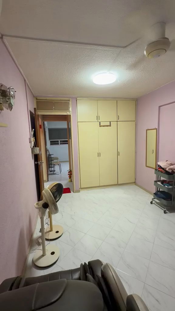 undefined of 150 sqft (room) HDB for Rent in 337 Hougang Avenue 7 - Project Photos 3
