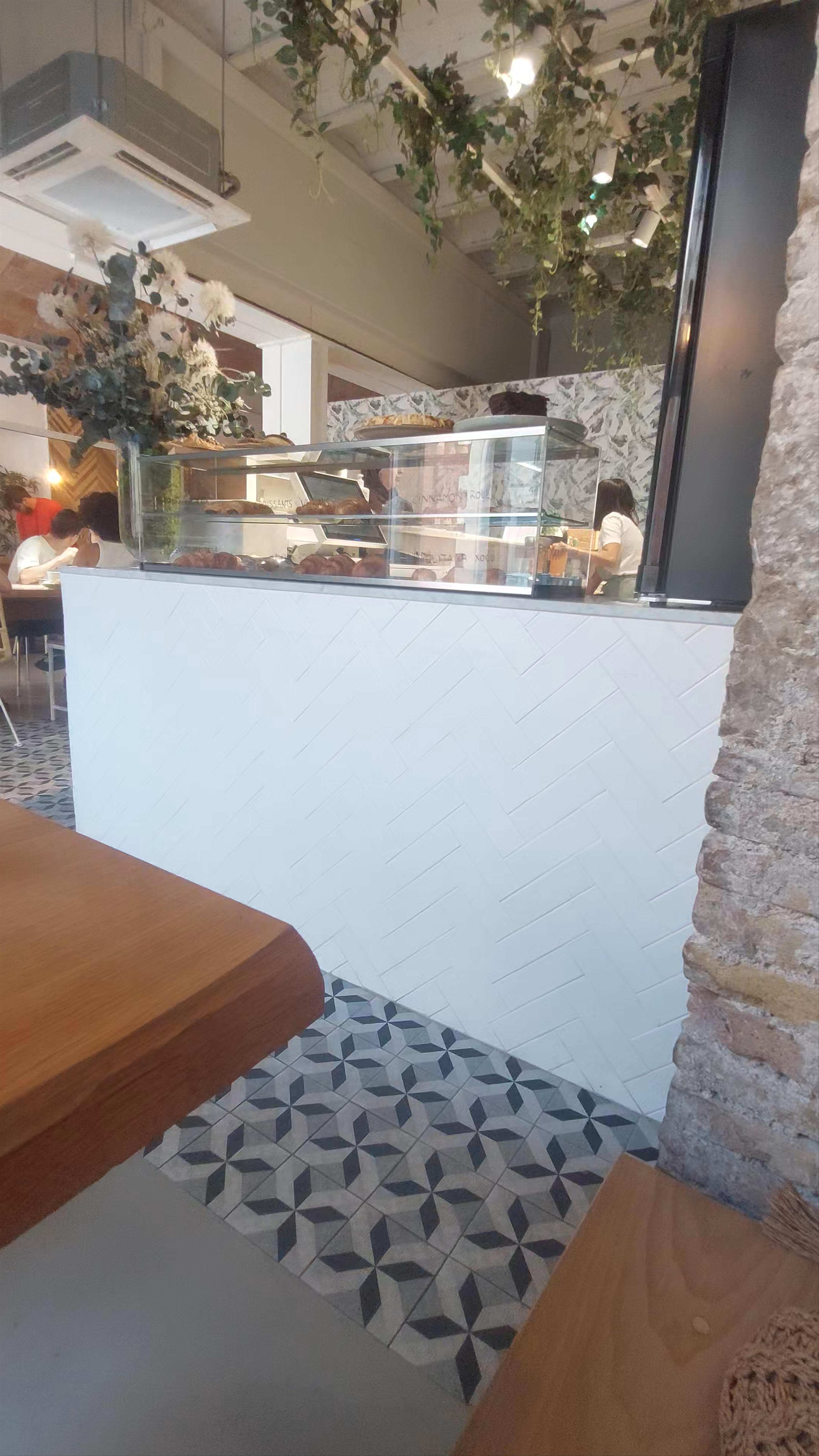 SAVAGE - brunch & bowls