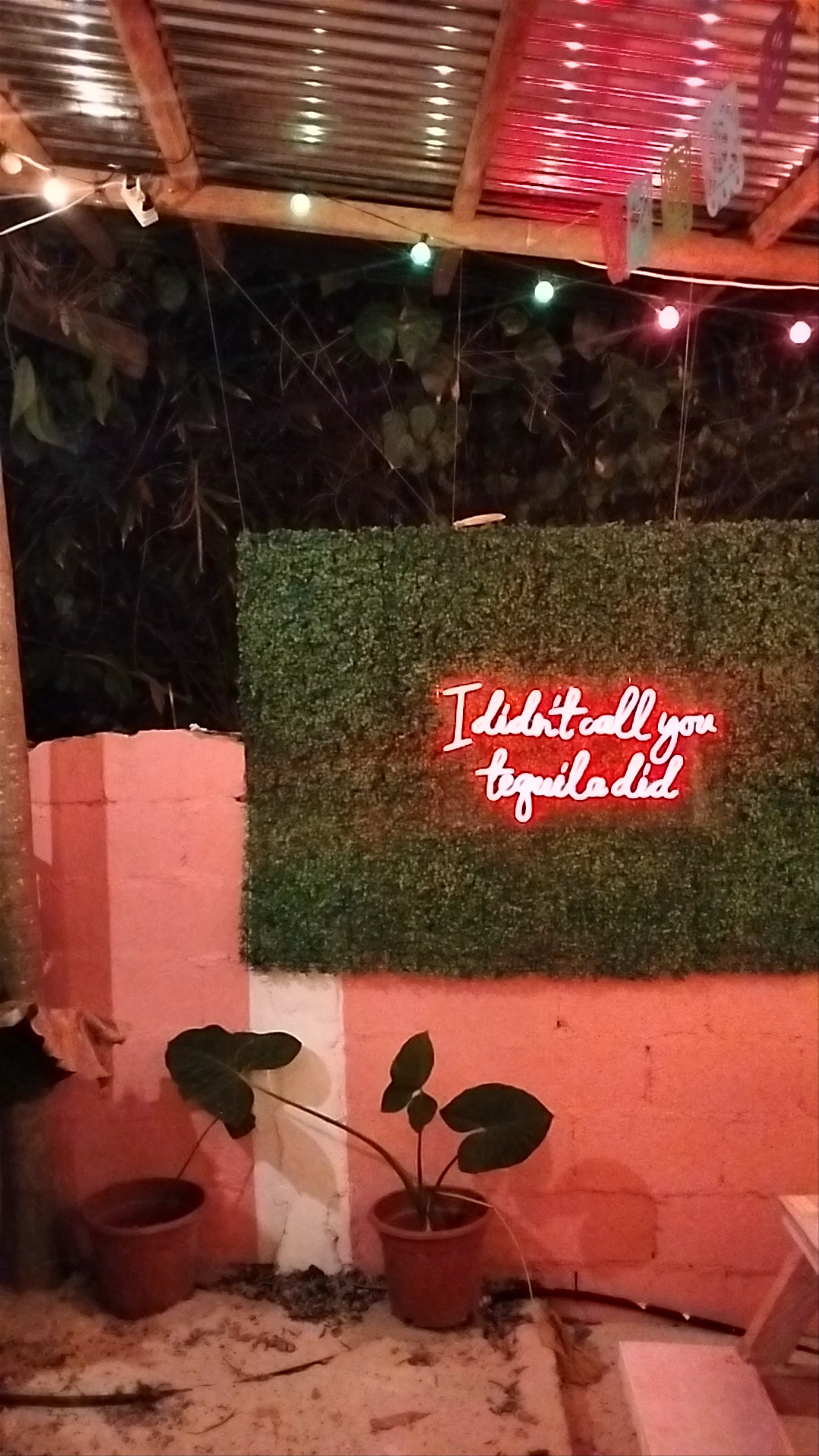 EL FLAMENCO CAFE & MEXICAN RESTOBAR