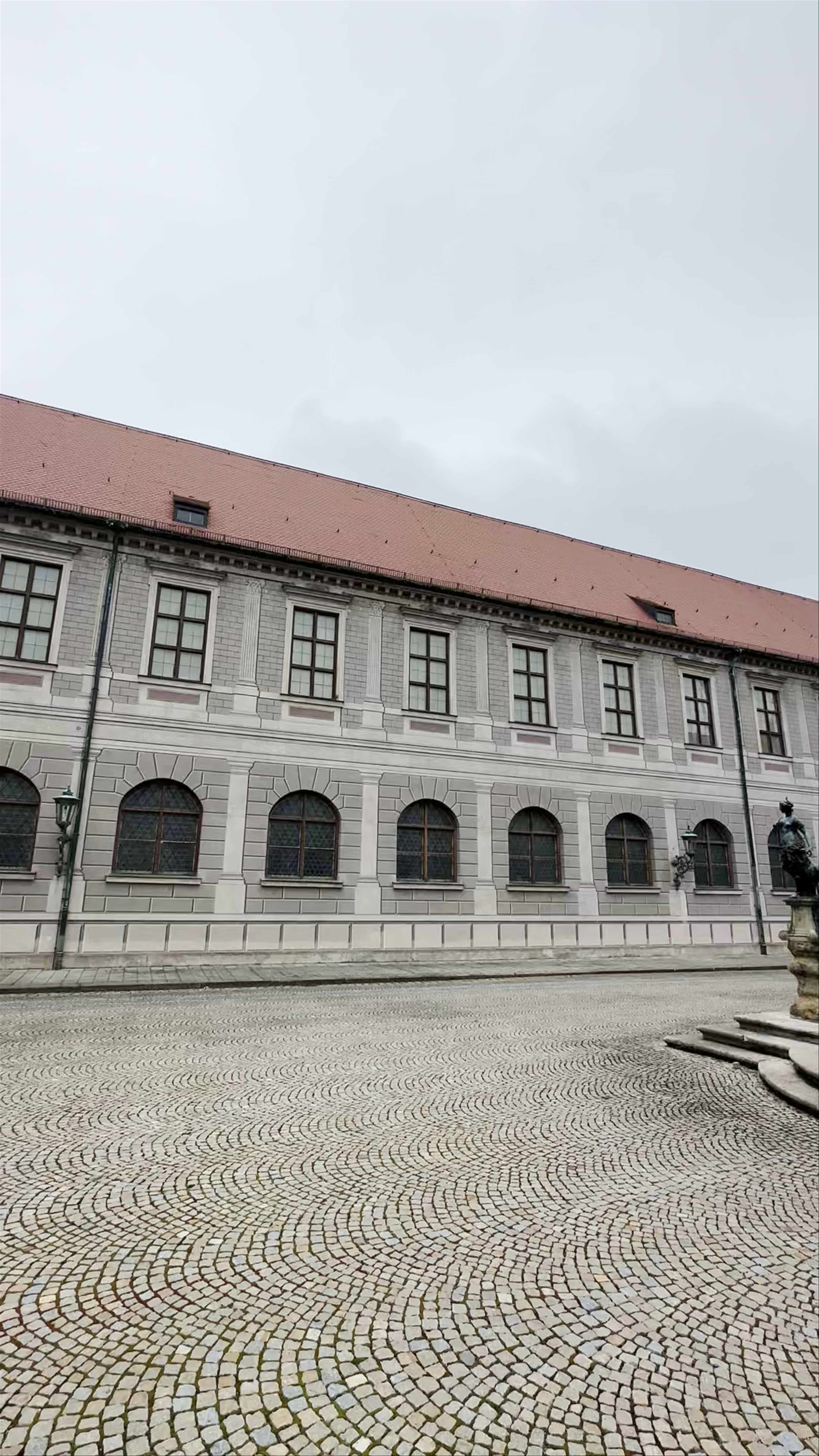 Historic Elegance at Bayerische Numismatische Gesellschaft in Munich