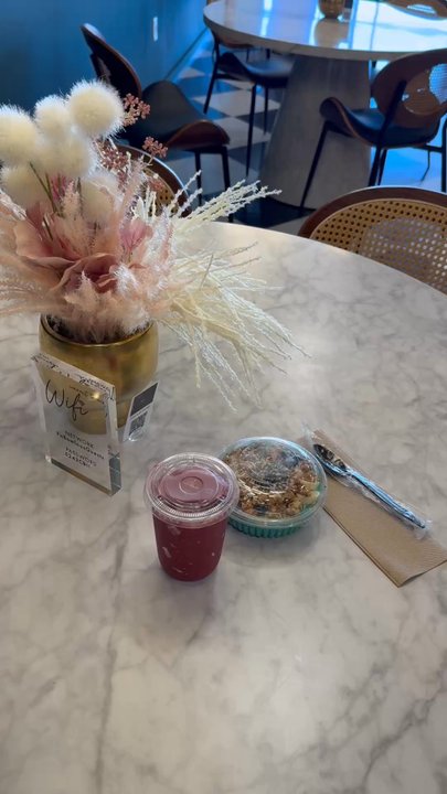 Fabowlous - Açaí Bowl and Smoothie - Salad Near Me - Nottingham, Maryland